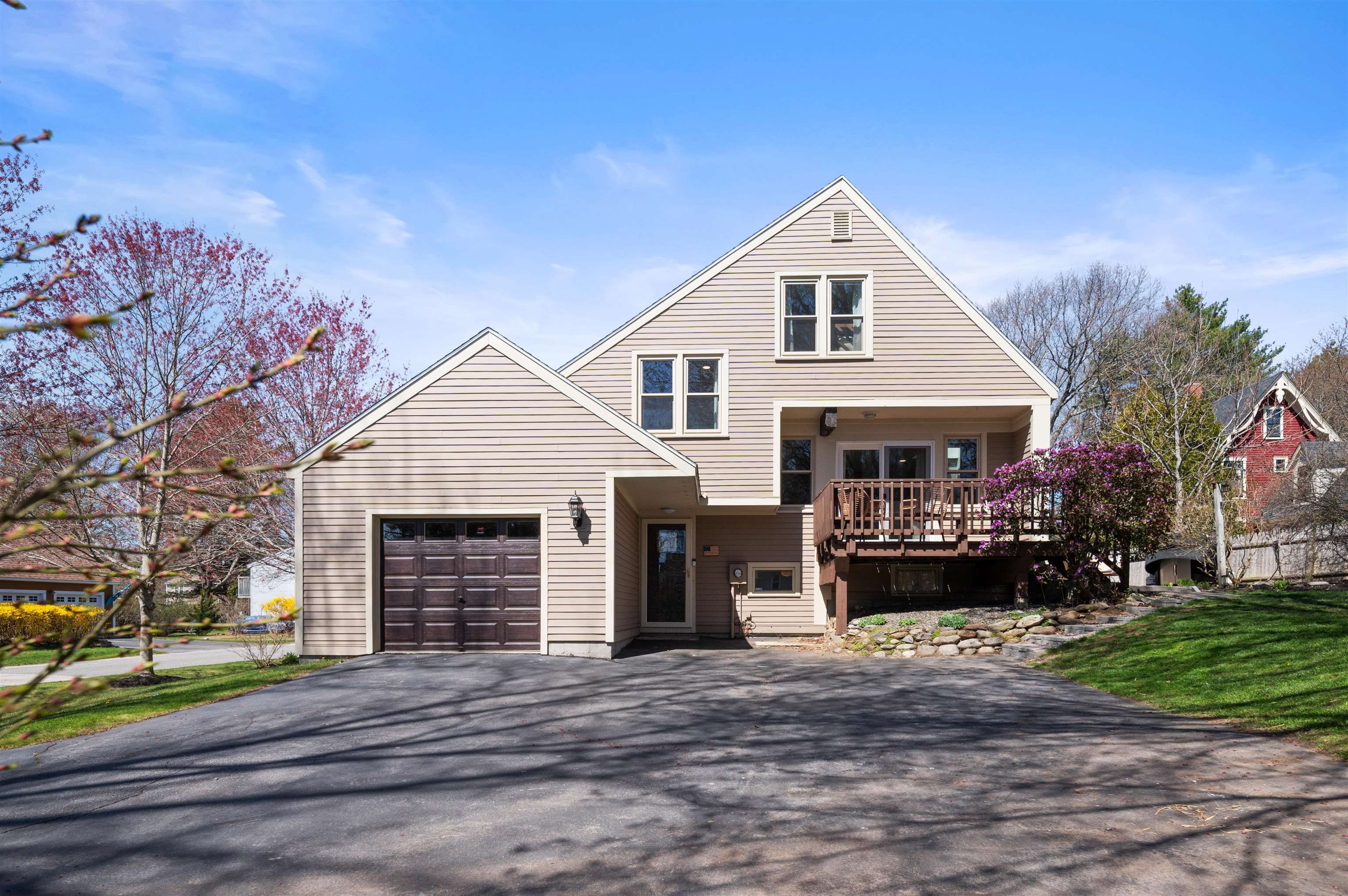 41 Esker Rd, Hampton, NH 03842