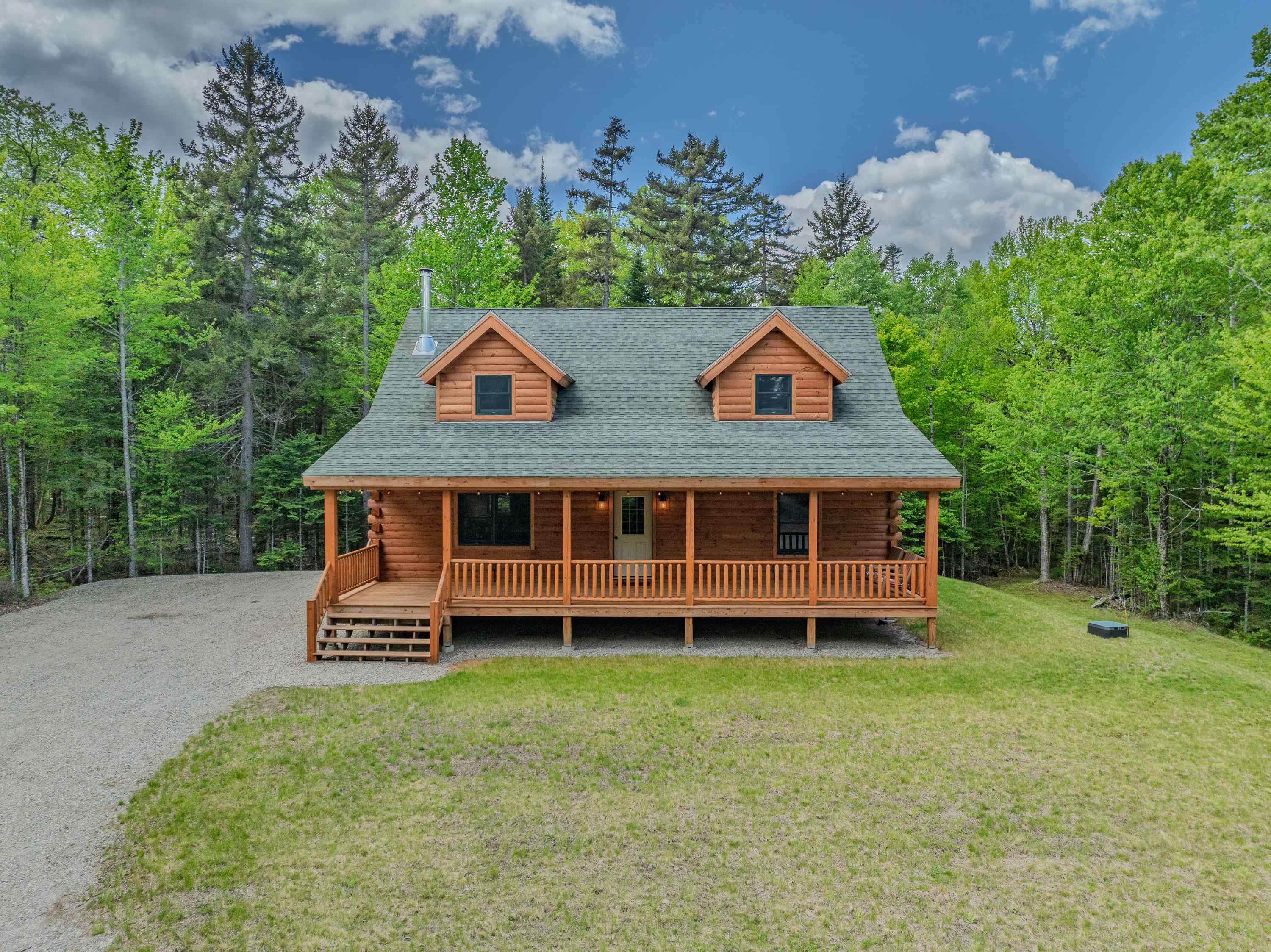 92 Joyce Dr, Carroll, NH 03595
