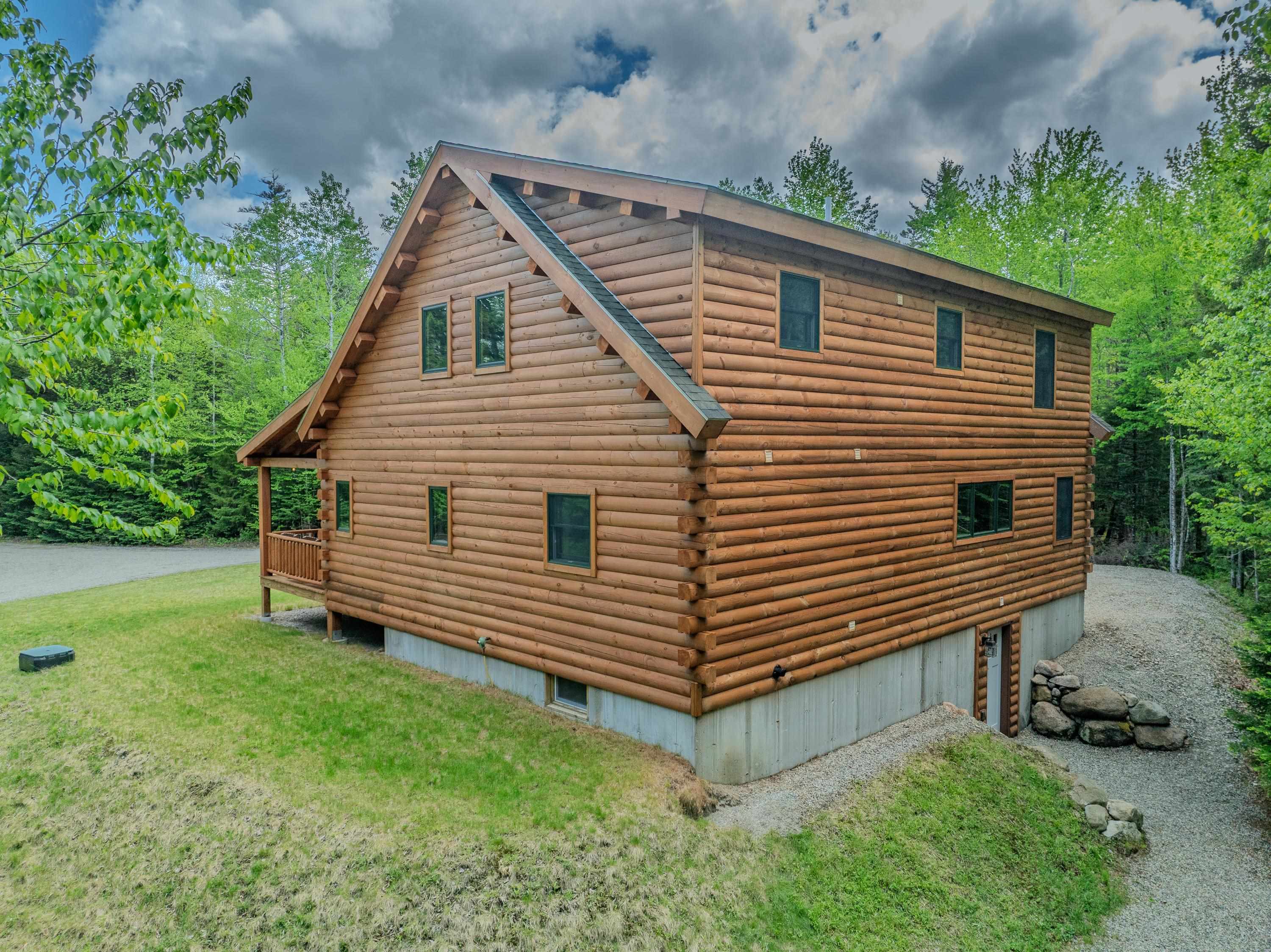 92 Joyce Dr, Carroll, NH 03595