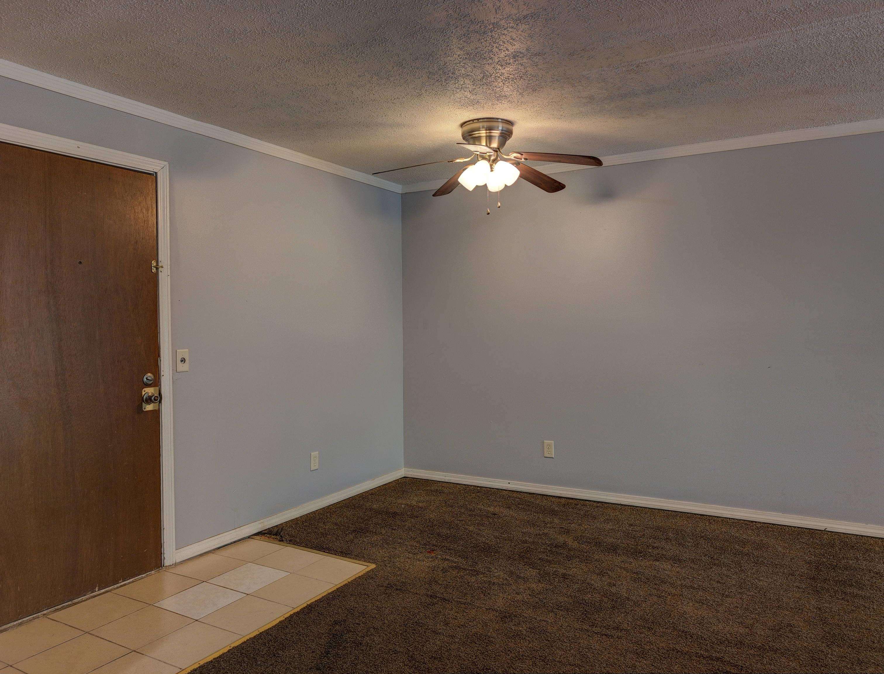379 Huse Rd, Manchester, NH 03103
