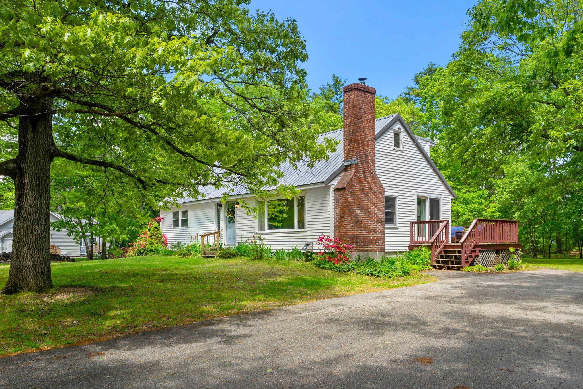 52 Pinkham Rd, Lee, NH 03861