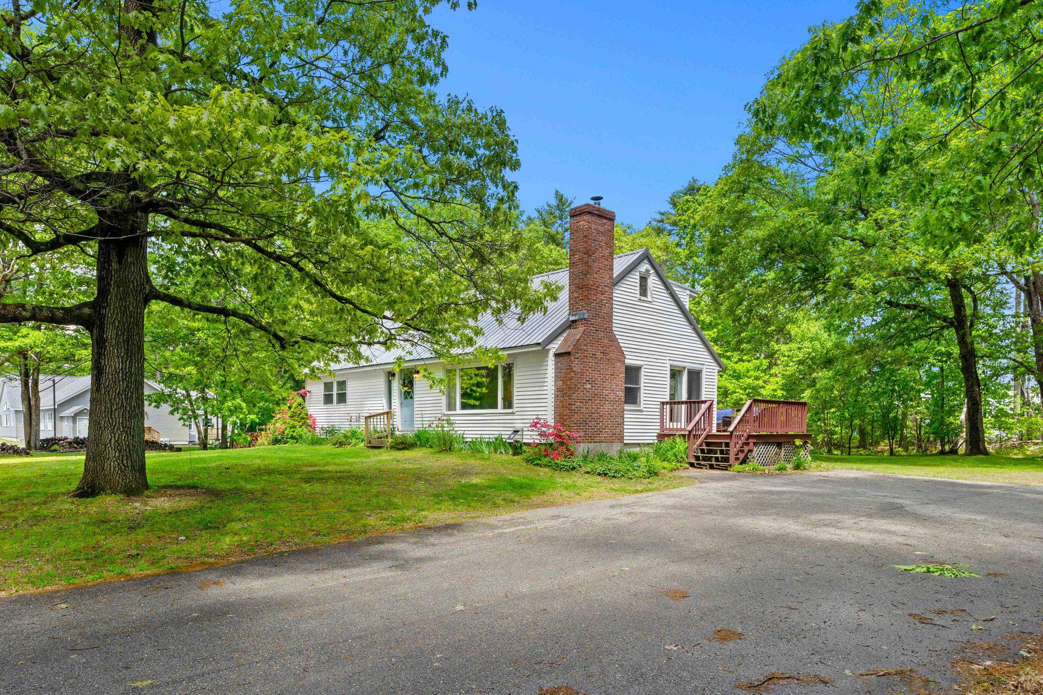 52 Pinkham Rd, Lee, NH 03861