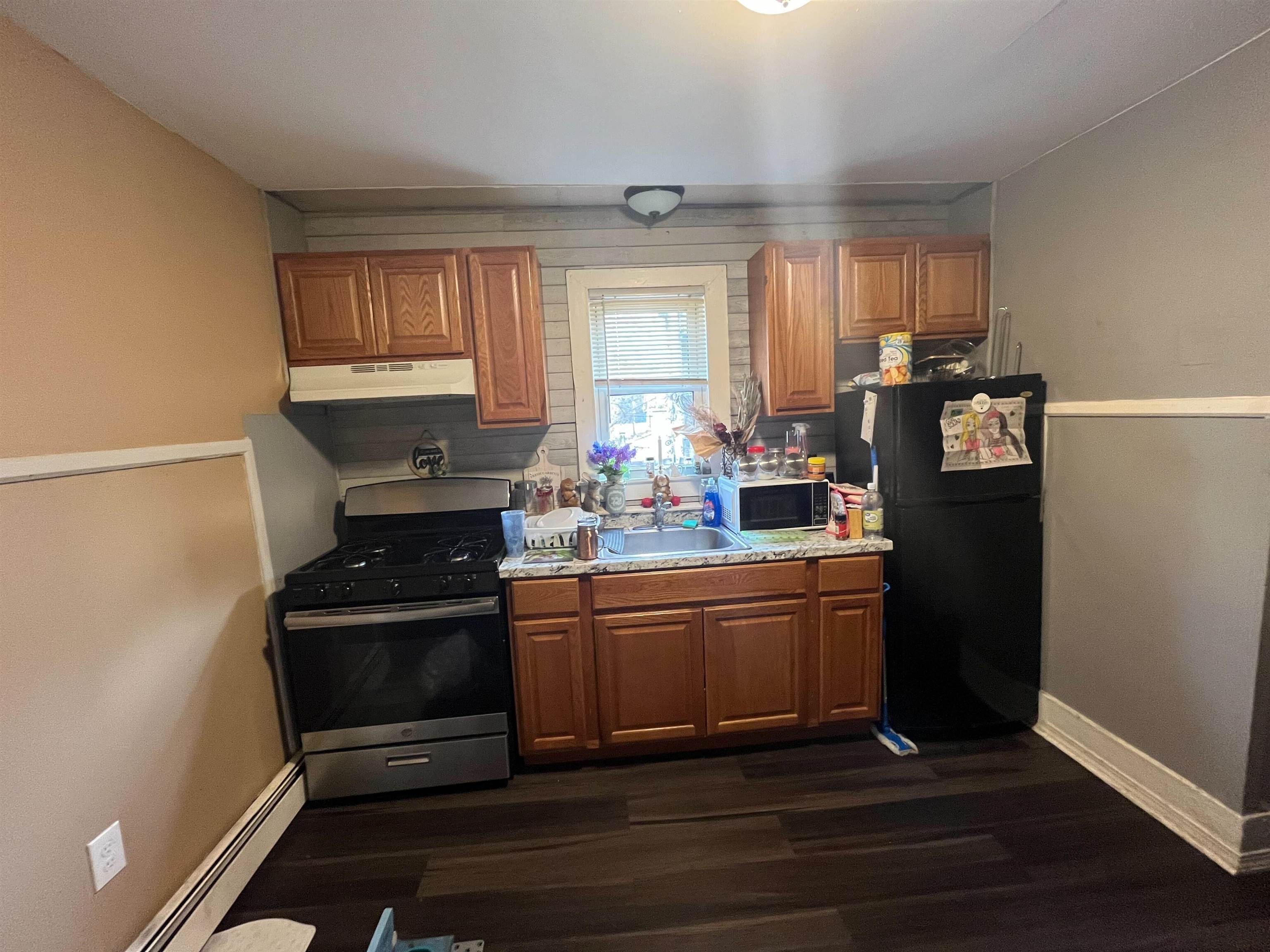 261 Union Ave, Laconia, NH 03264