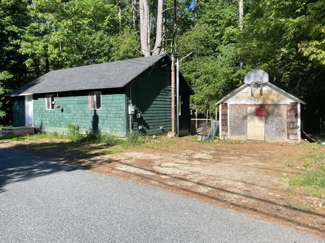 11 Wilson Pond Rd, Swanzey, NH 03431