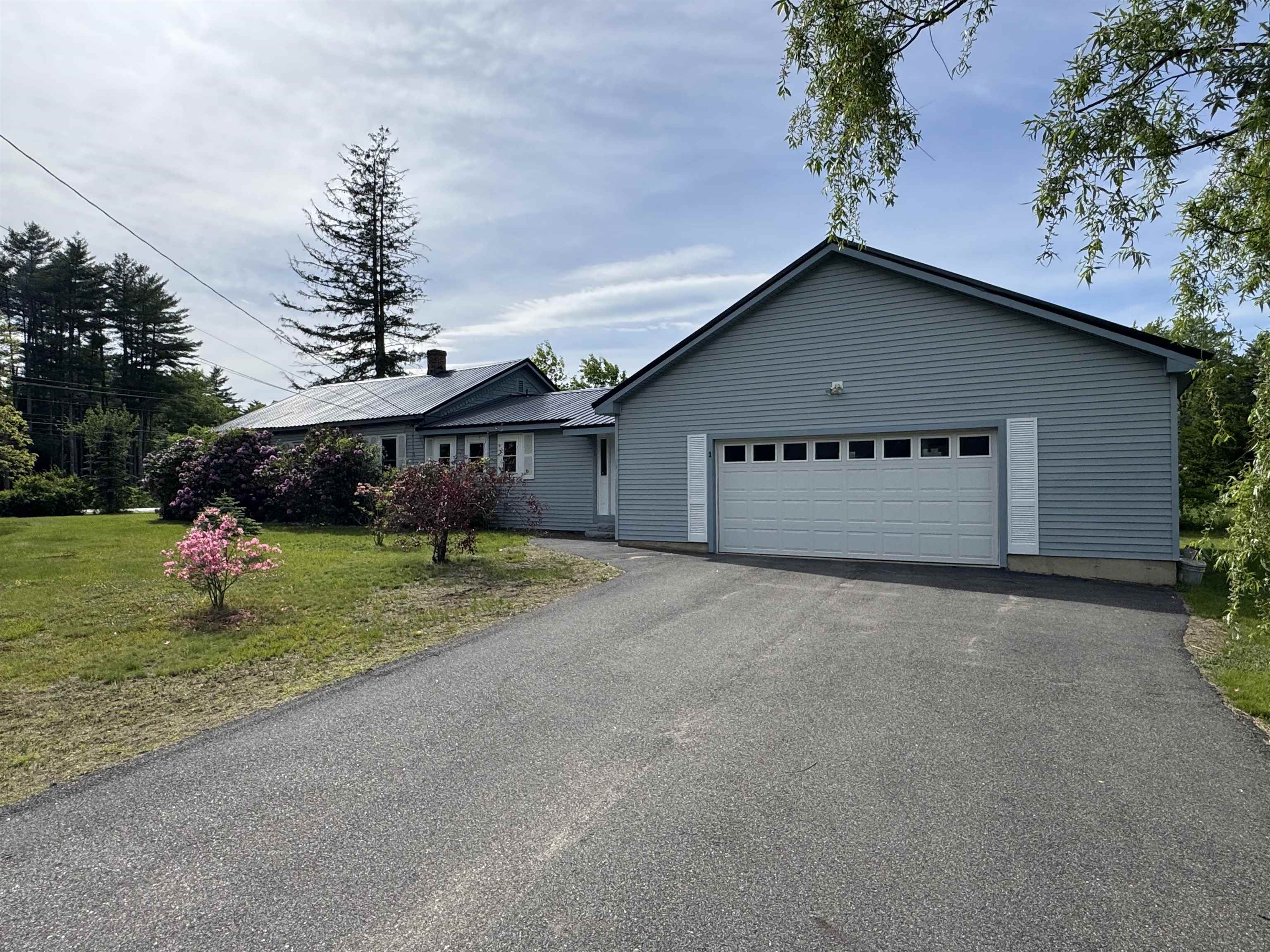 1 Circle Dr, Boscawen, NH 03303