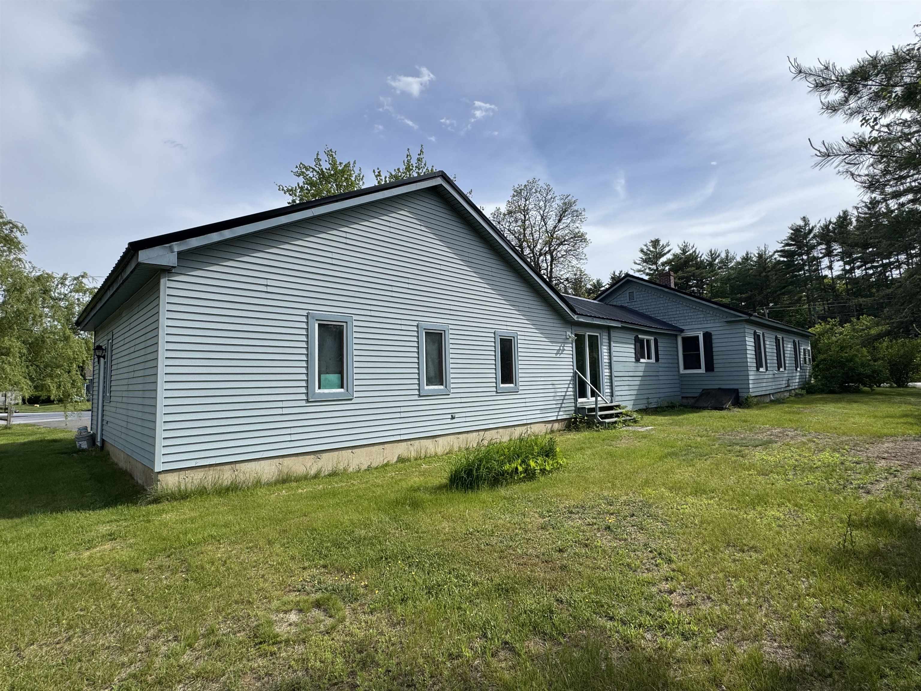 1 Circle Dr, Boscawen, NH 03303