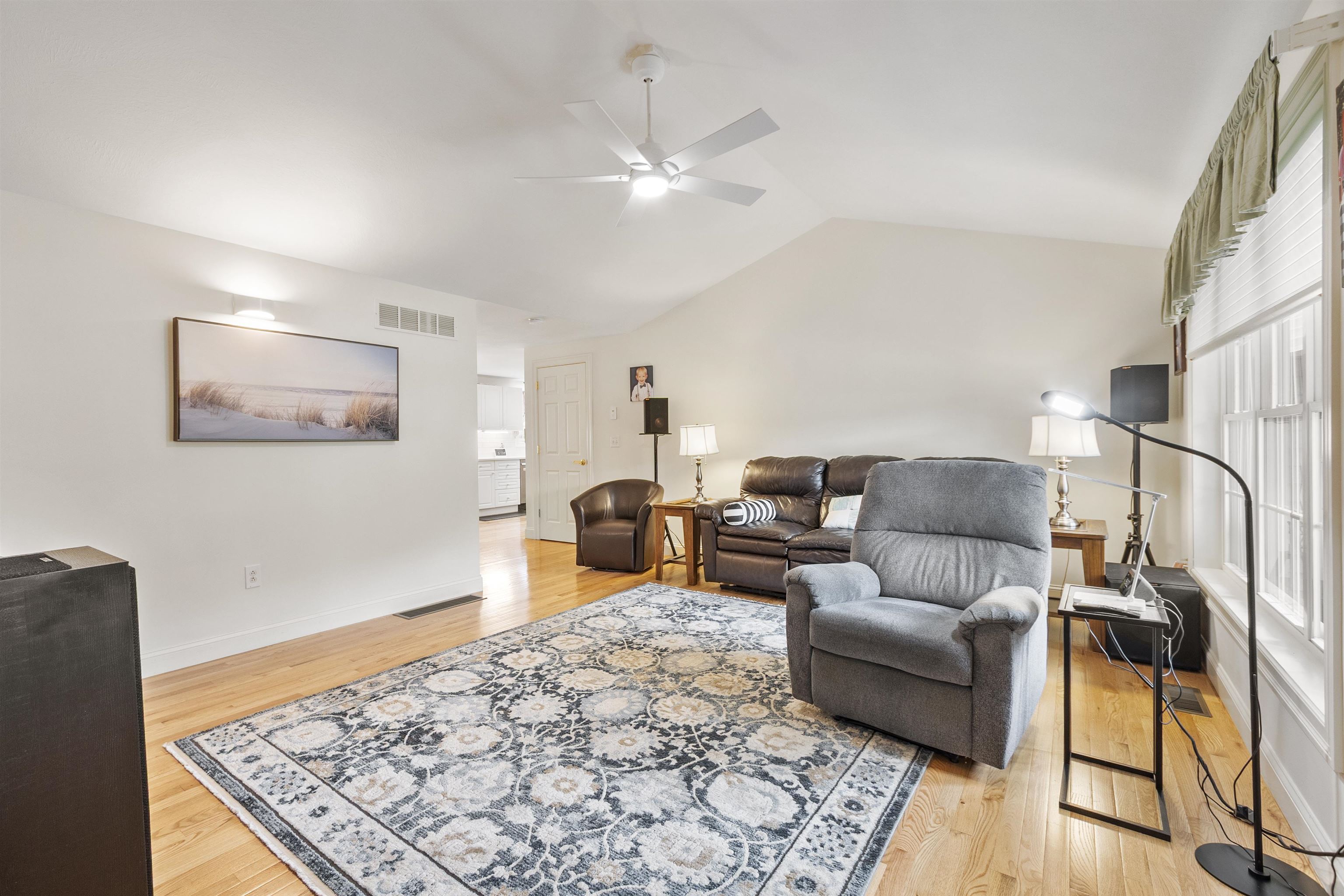 22 Dixon Dr #22, Litchfield, NH 03052