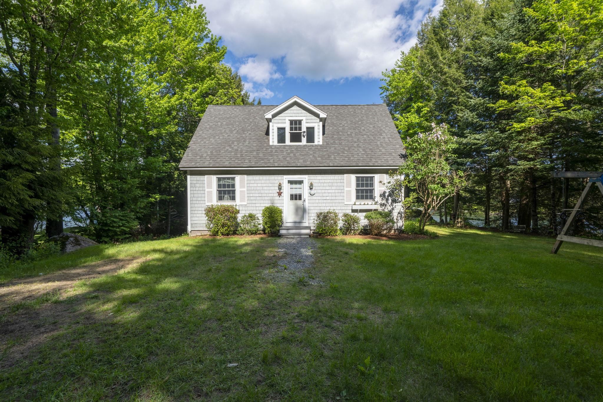 2221 Valley Rd, Stoddard, NH 03280
