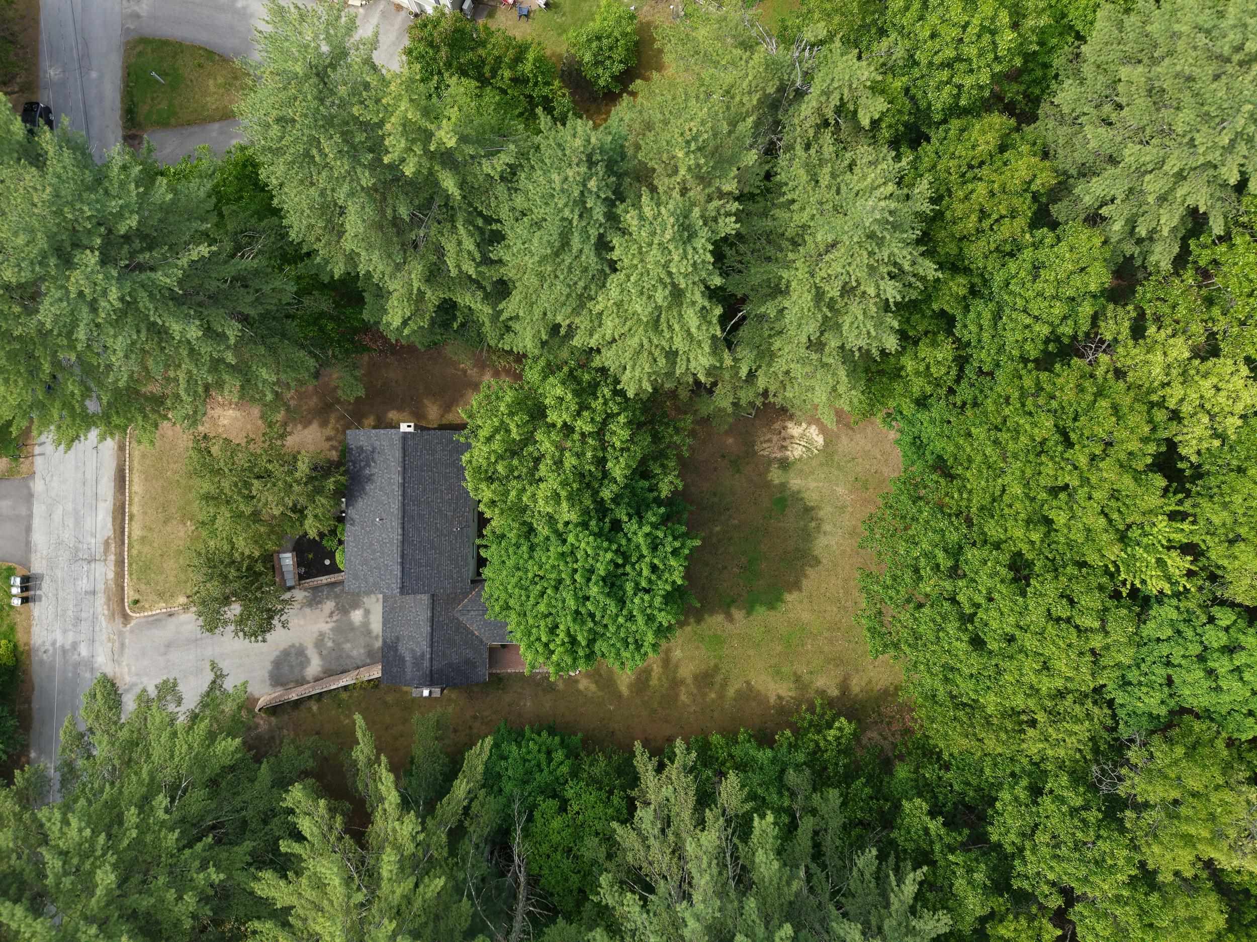 9 Northfield Rd, Amherst, NH 03031