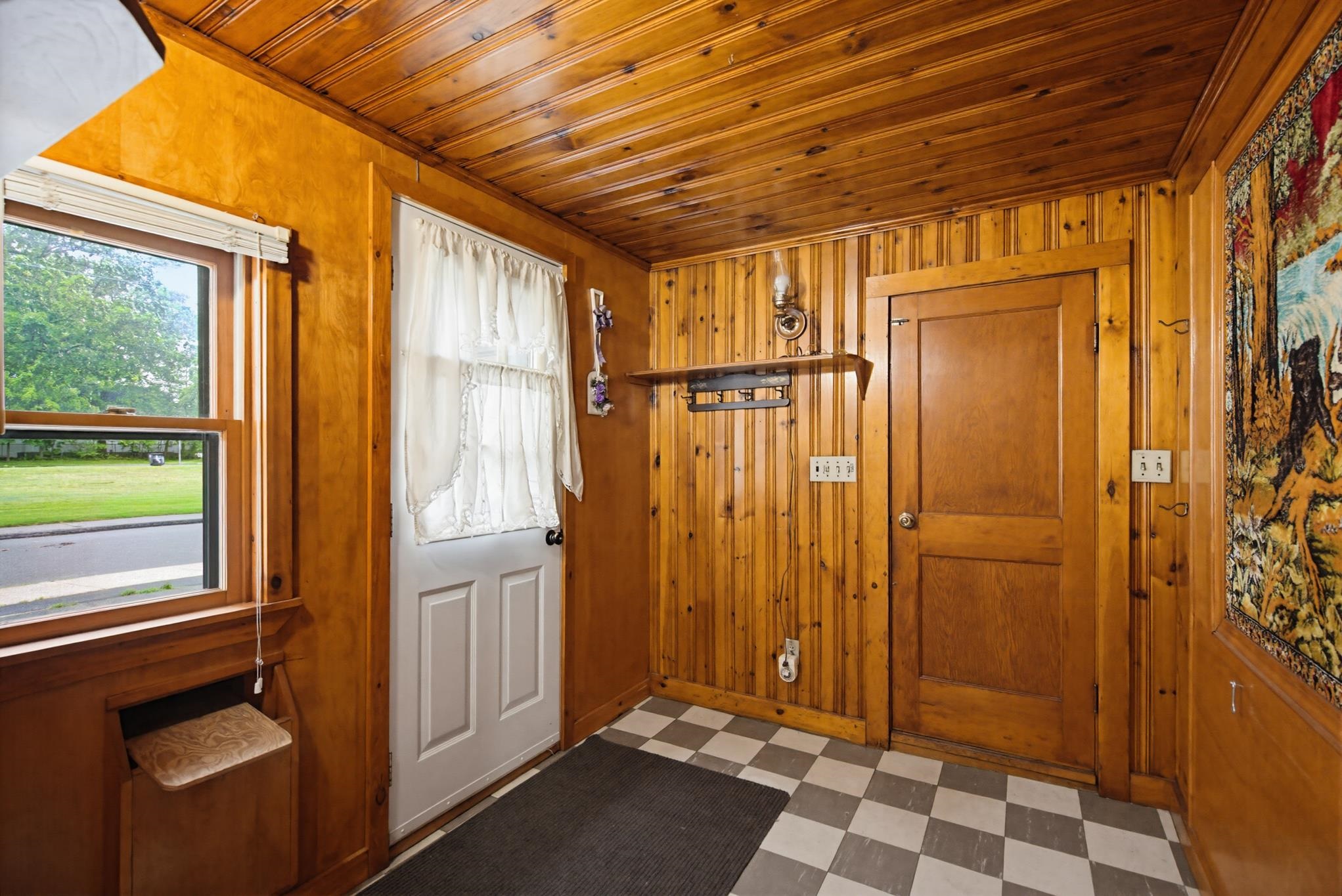 46 Marshall St, Nashua, NH 03060