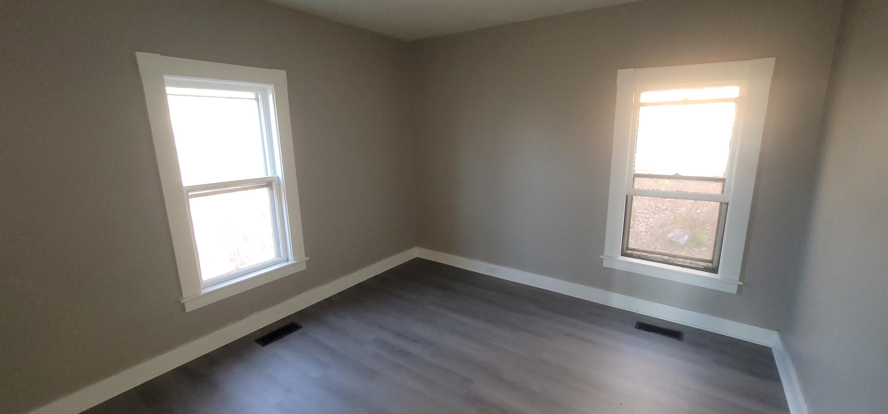 140 School St, Bristol, NH 03222