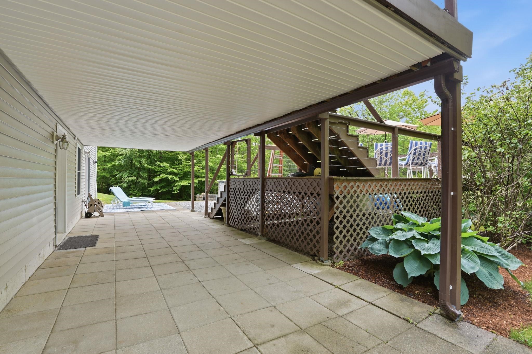 7077 Shaker Rd, Loudon, NH 03307