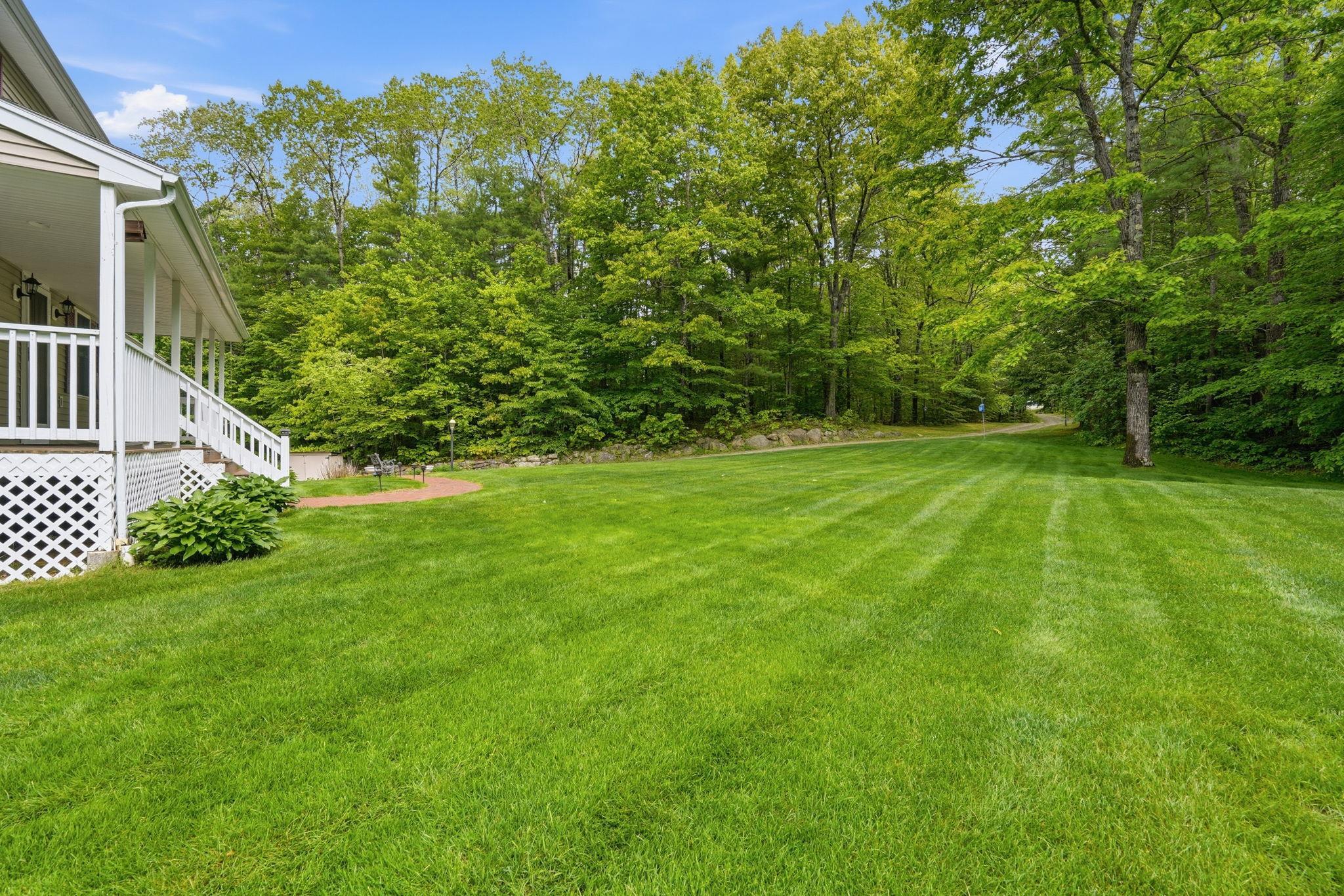 7077 Shaker Rd, Loudon, NH 03307
