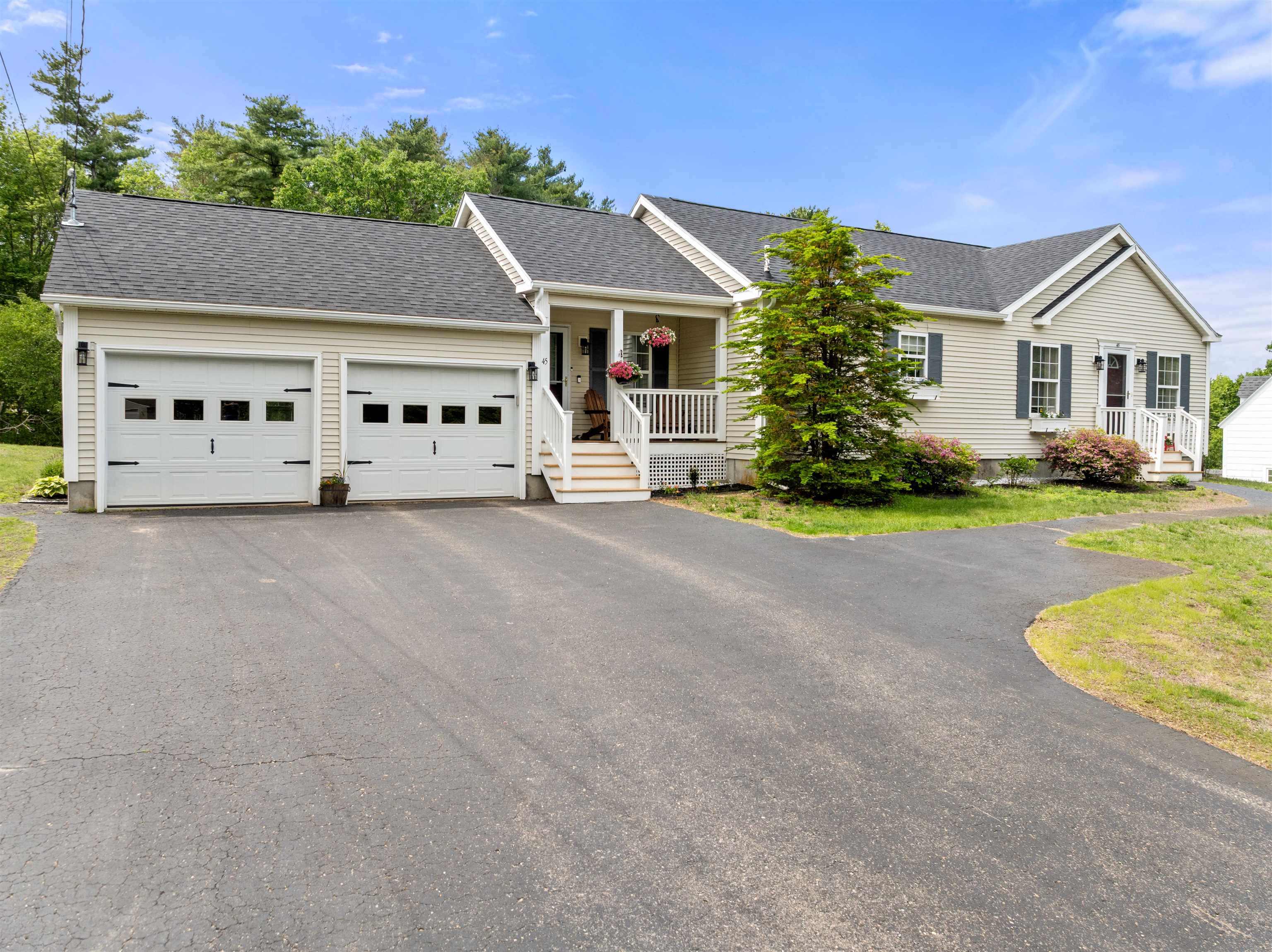 45 Old Prescott Hill Rd, Laconia, NH 03246