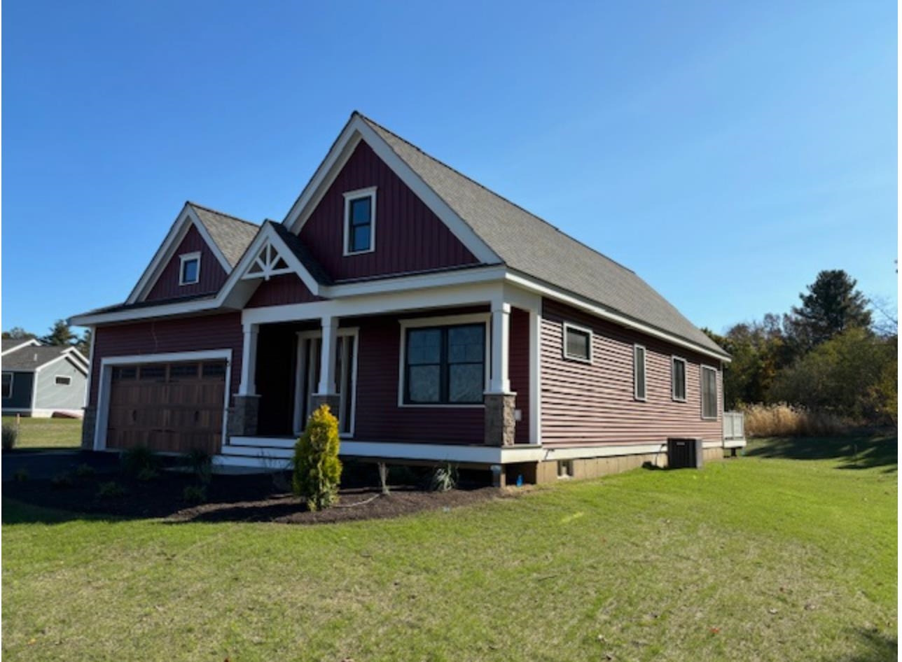 36 Edgewater Dr, Brentwood, NH 03833
