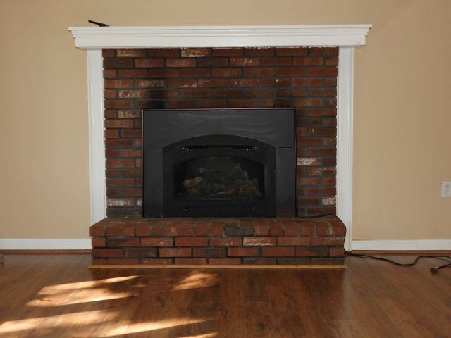 28 Westwood Ln, Henniker, NH 03242