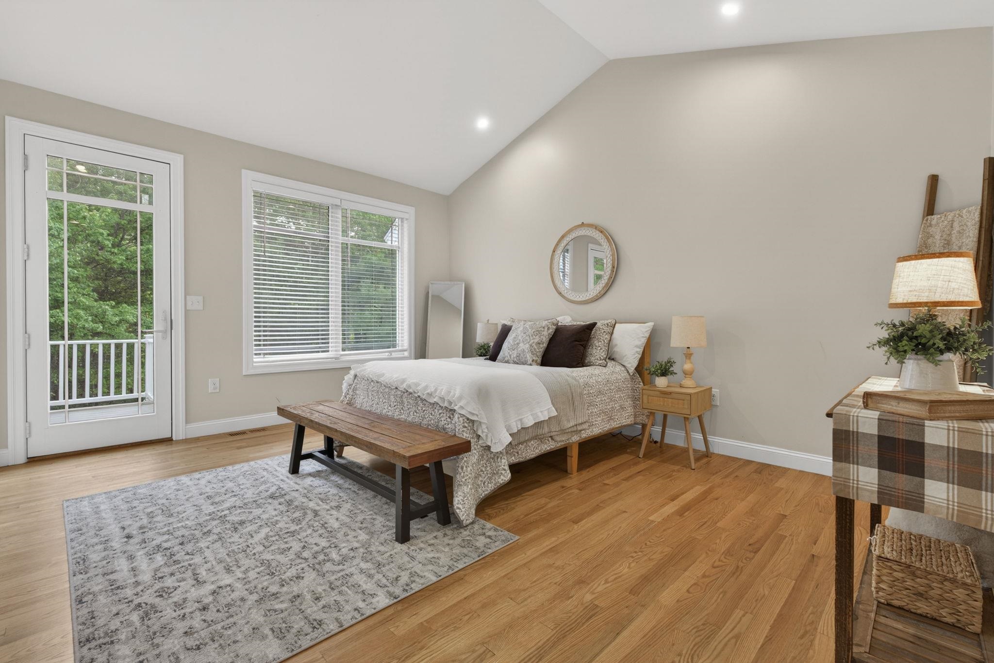14 Mountain Village Rd, Windham, NH 03087