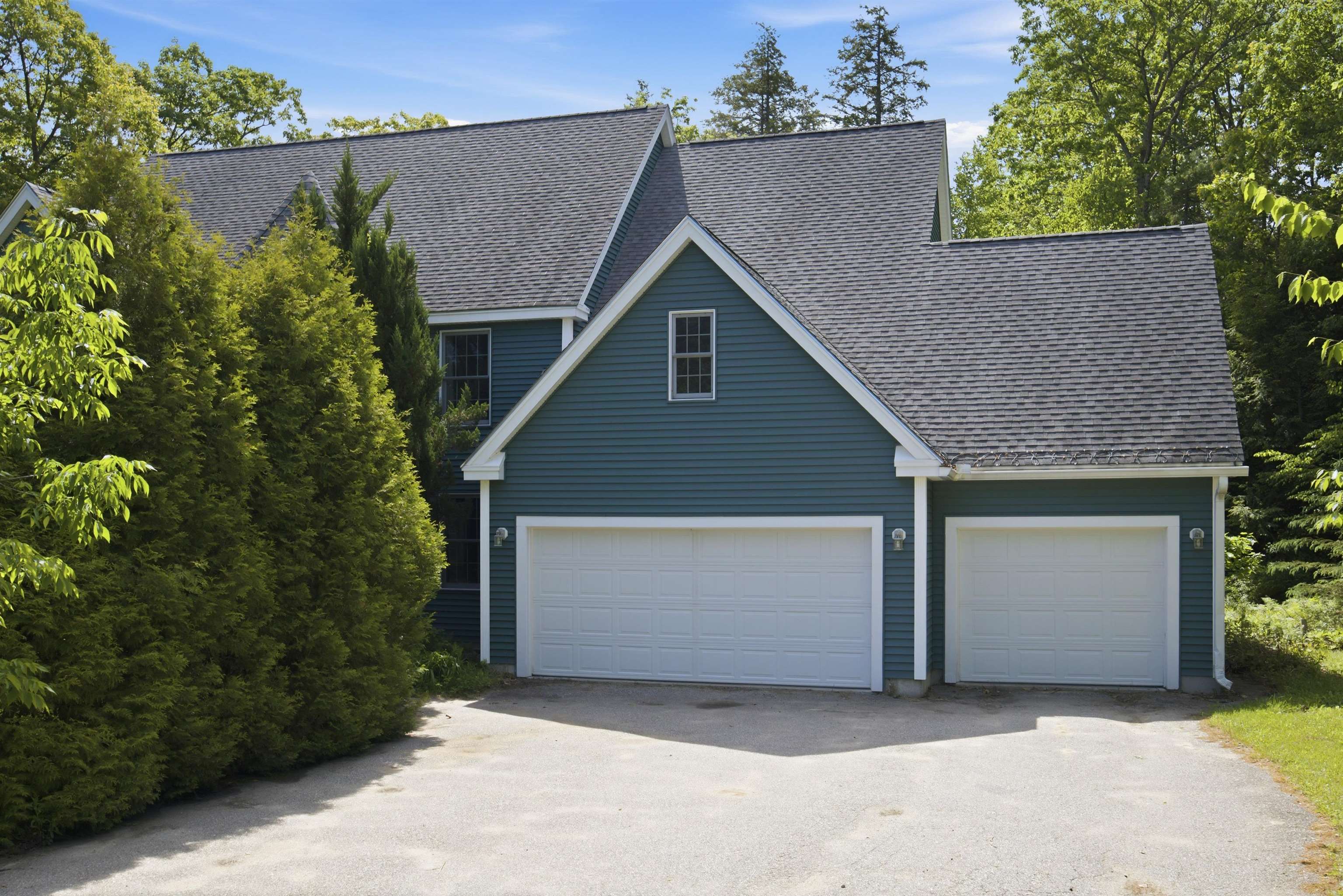 6 Dunnmoore Dr, Bow, NH 03304