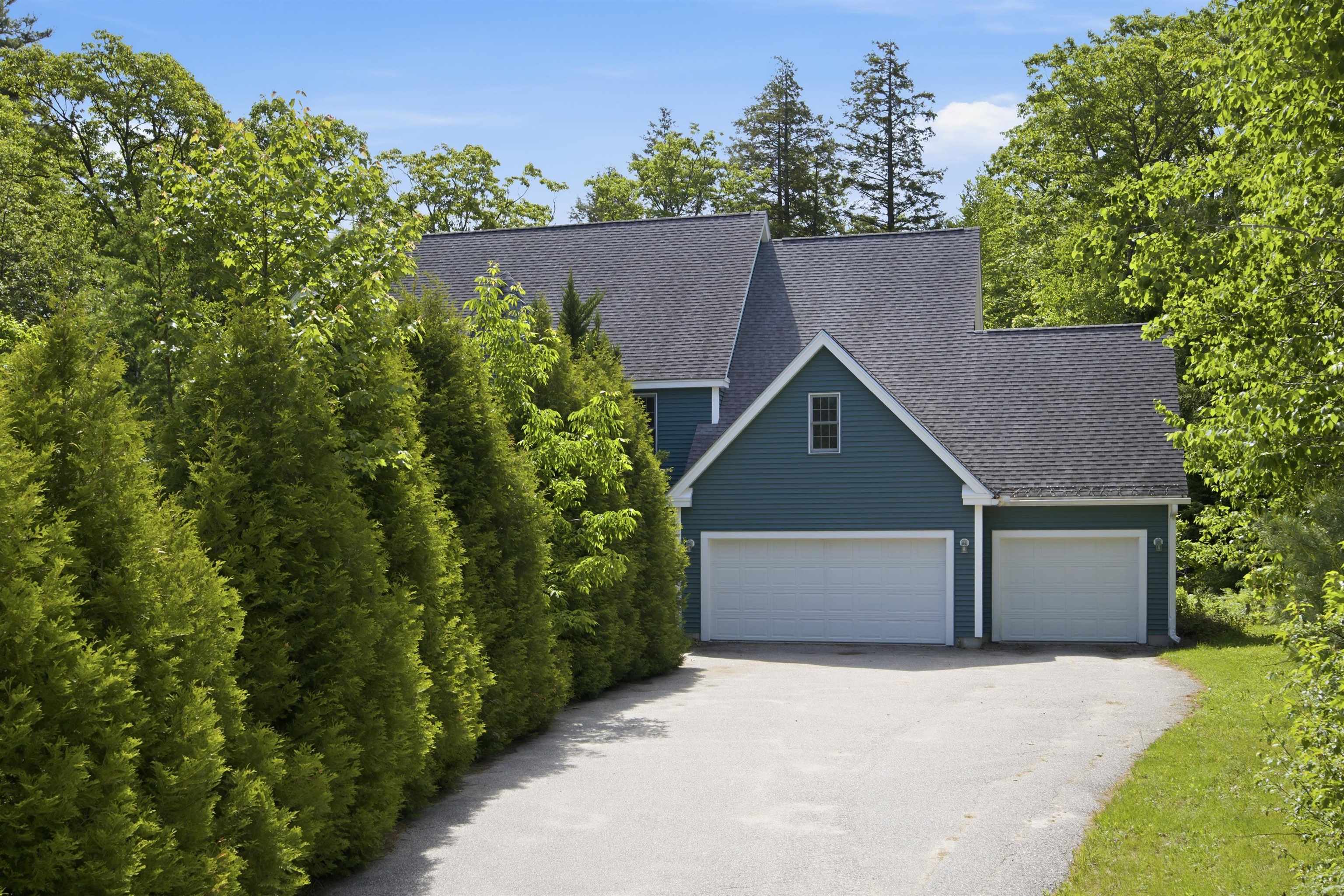 6 Dunnmoore Dr, Bow, NH 03304