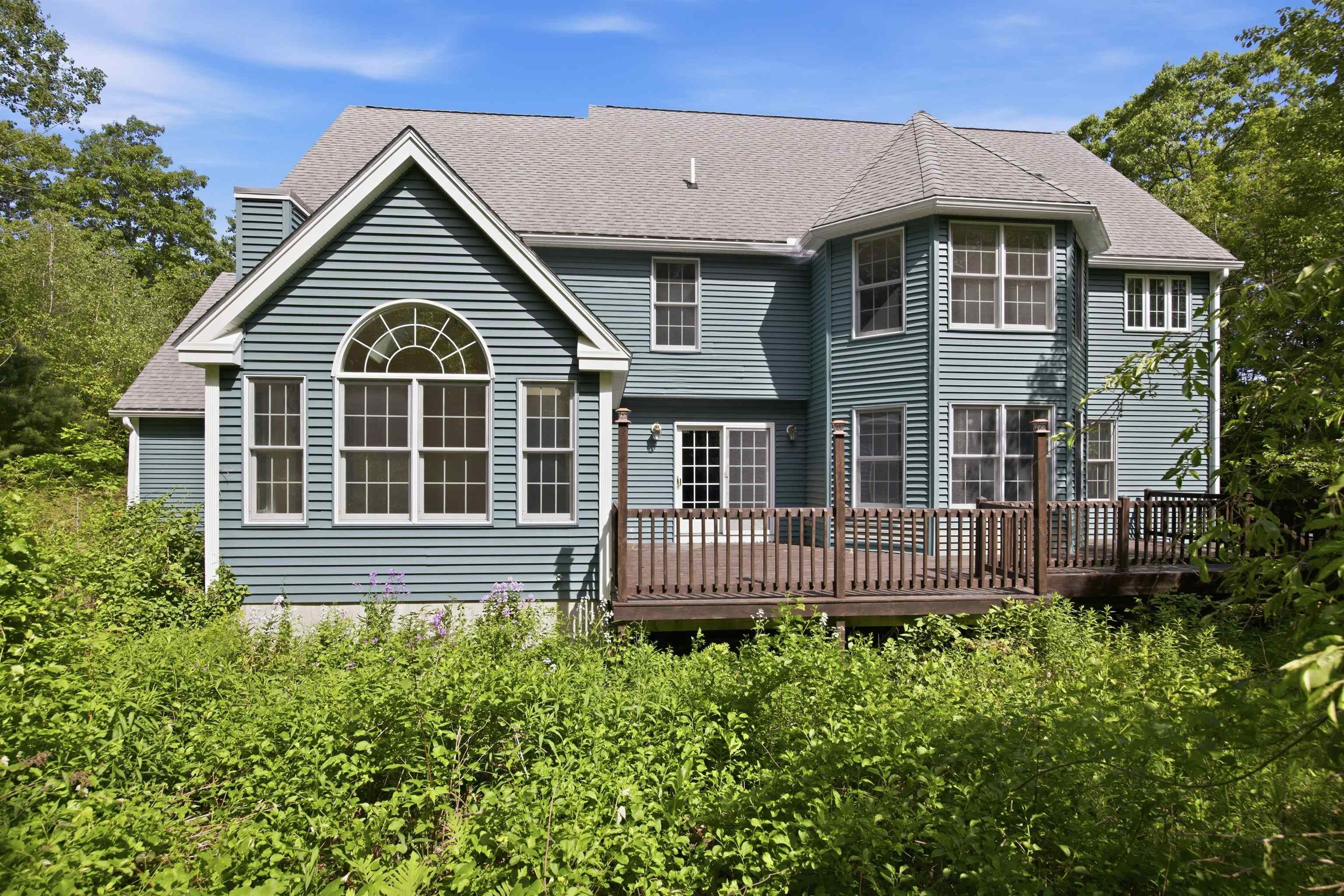 6 Dunnmoore Dr, Bow, NH 03304