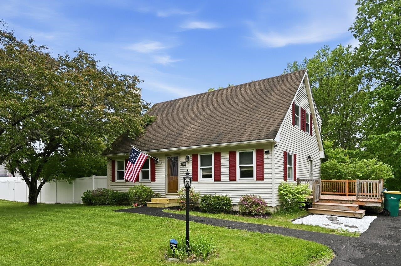154 Flagg Rd, Rochester, NH 03839