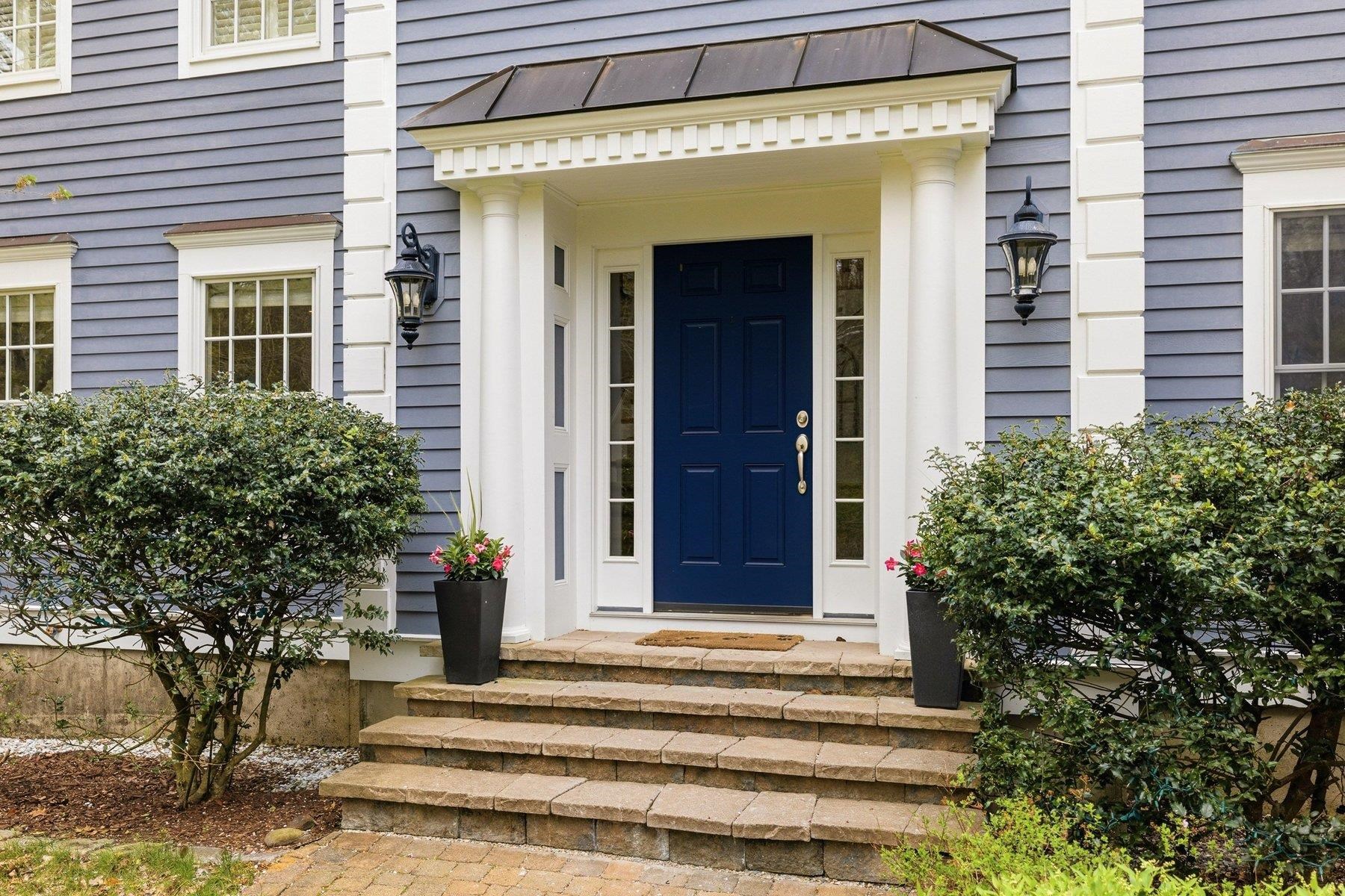 4 White Horse Dr, Rye, NH 03870
