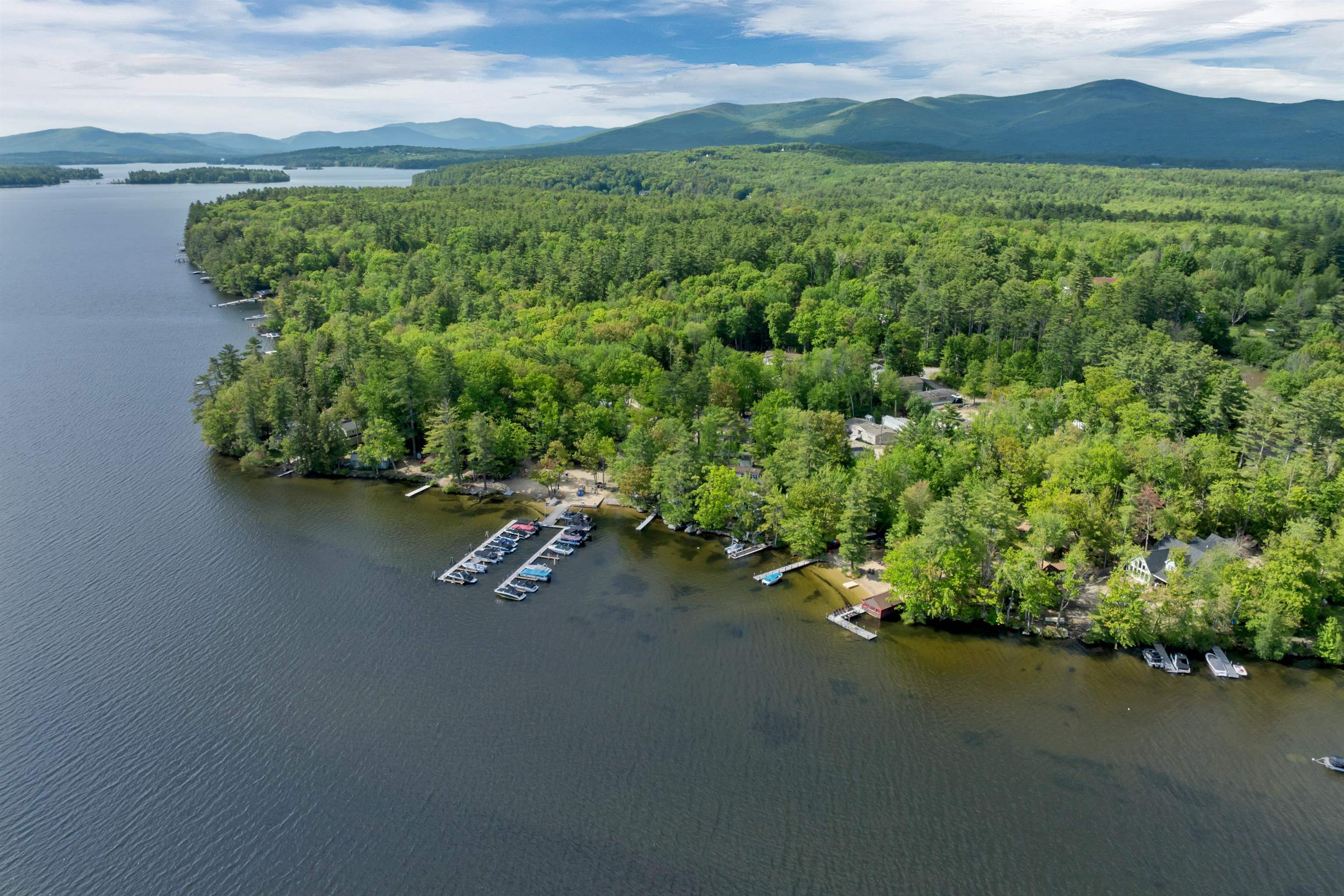 7 Shady Ln, Tuftonboro, NH 03853