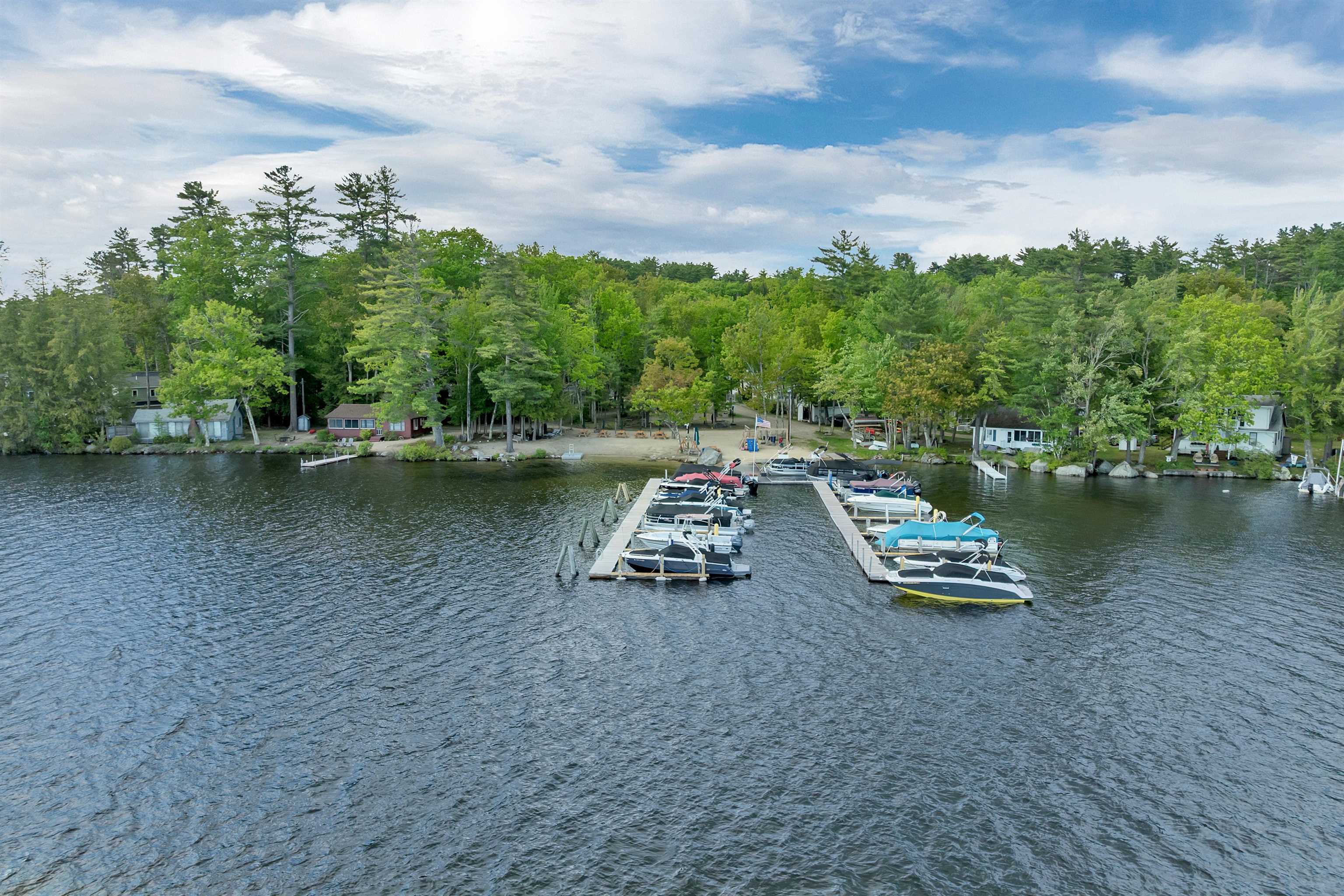 7 Shady Ln, Tuftonboro, NH 03816