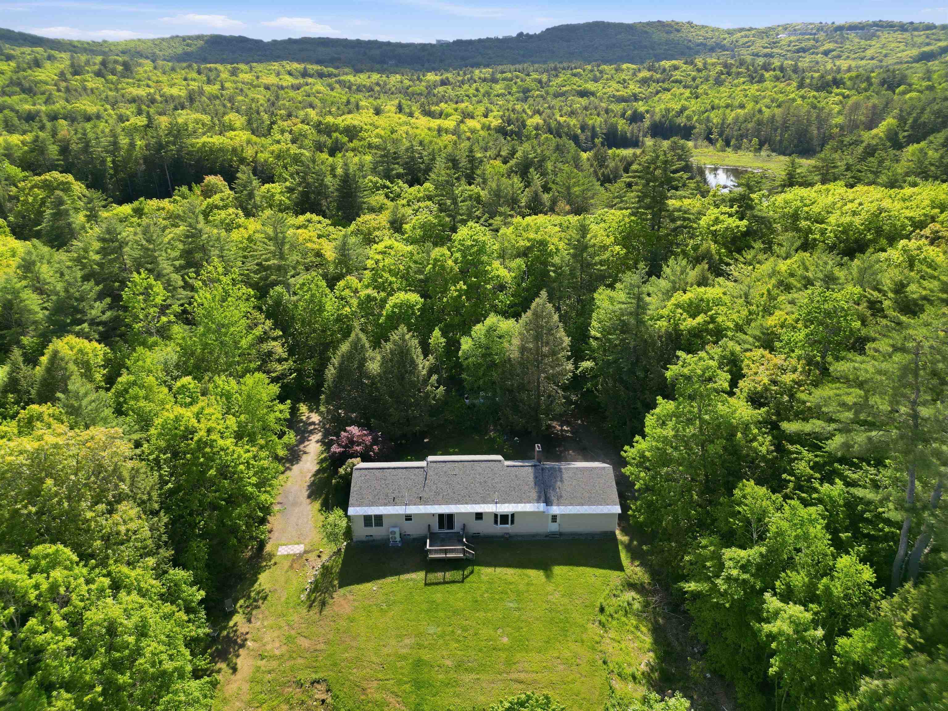 131 Woodman Rd, Sanbornton, NH 03269