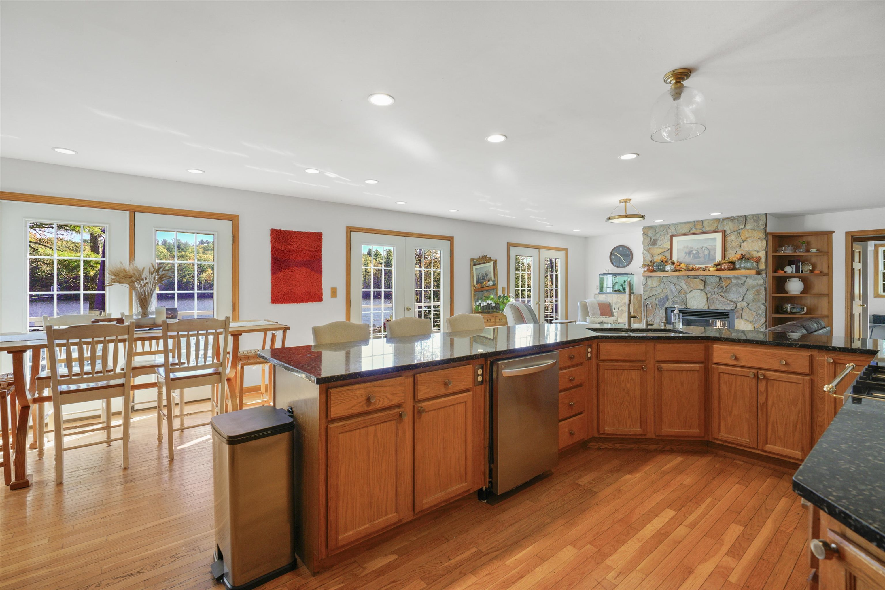 110 Red Gate Ln, Rindge, NH 03461