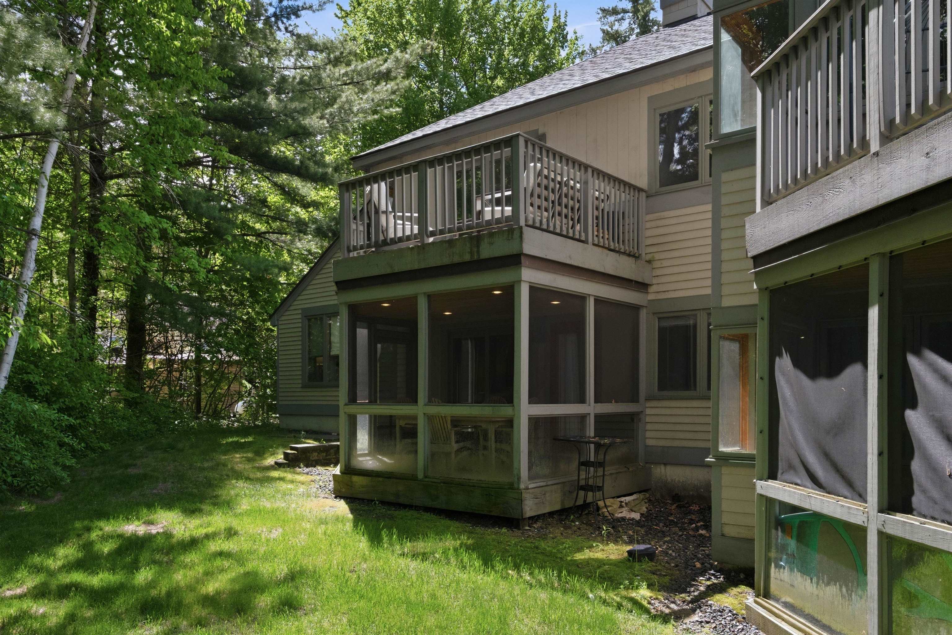 2696 Lake Shore Rd, Gilford, NH 03249