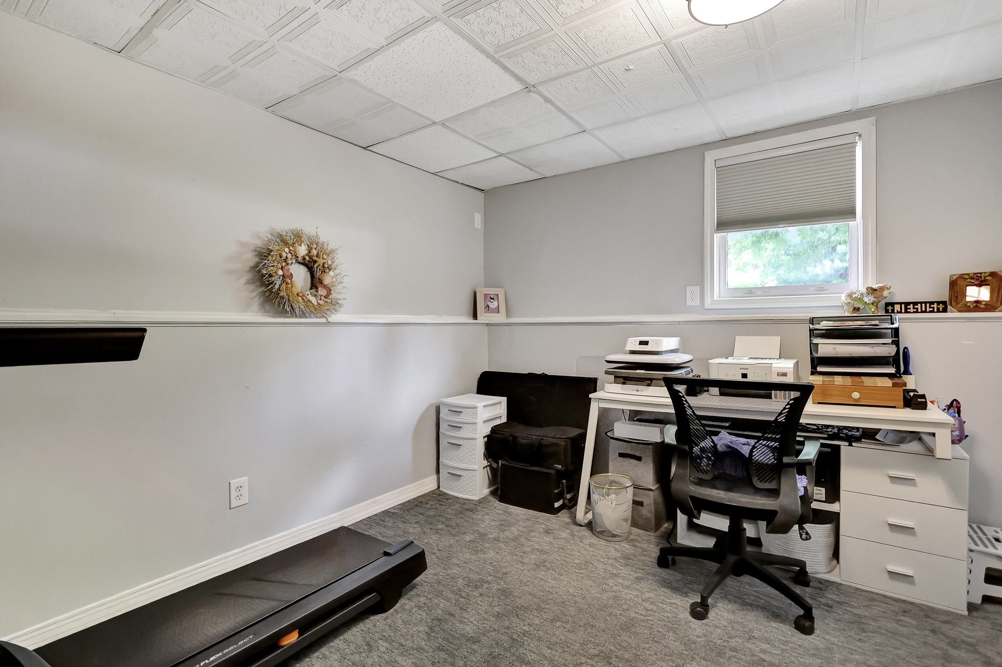 51 Woodlands Dr, Epping, NH 03042