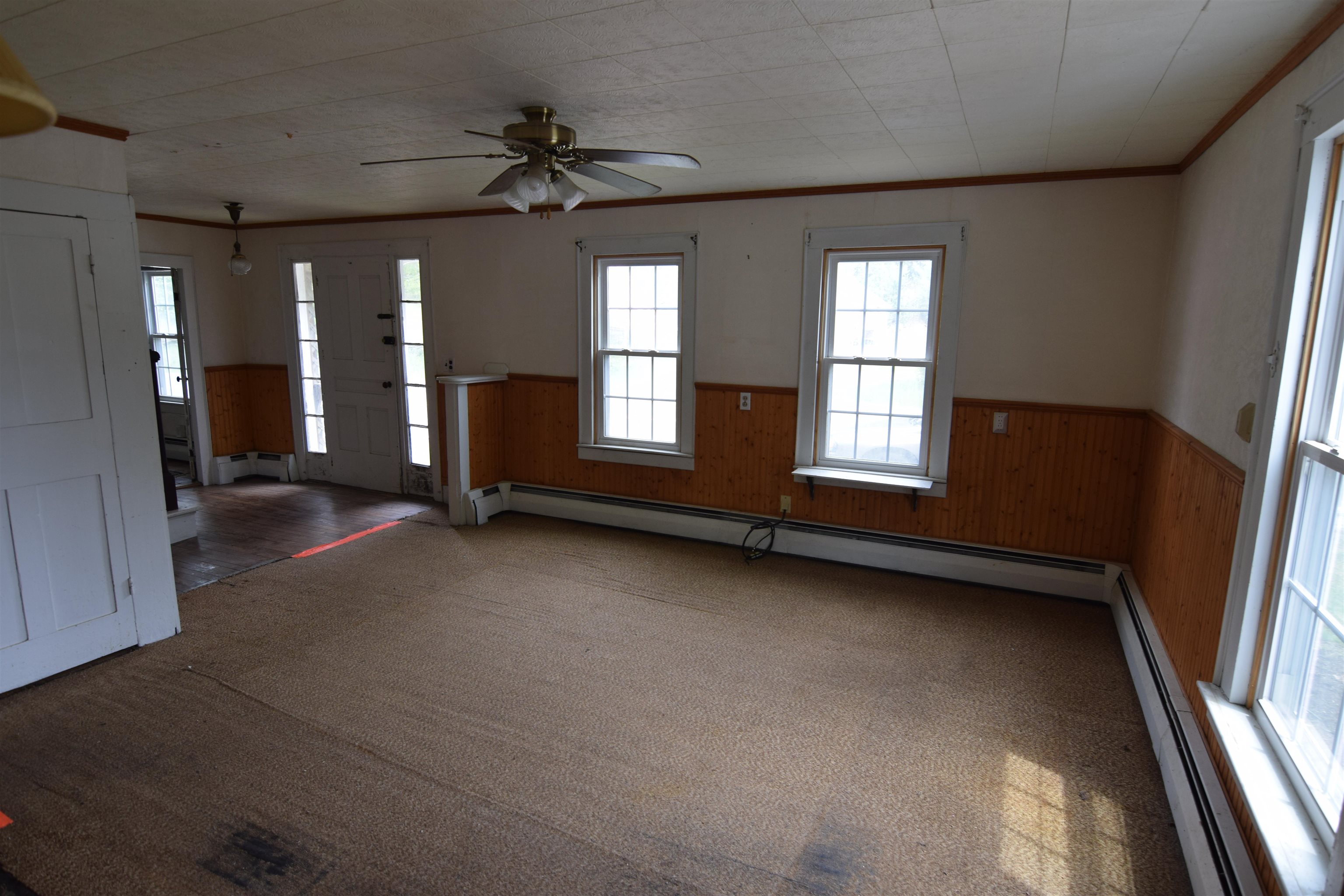 301 Mill Village Rd, Goshen, NH 03752