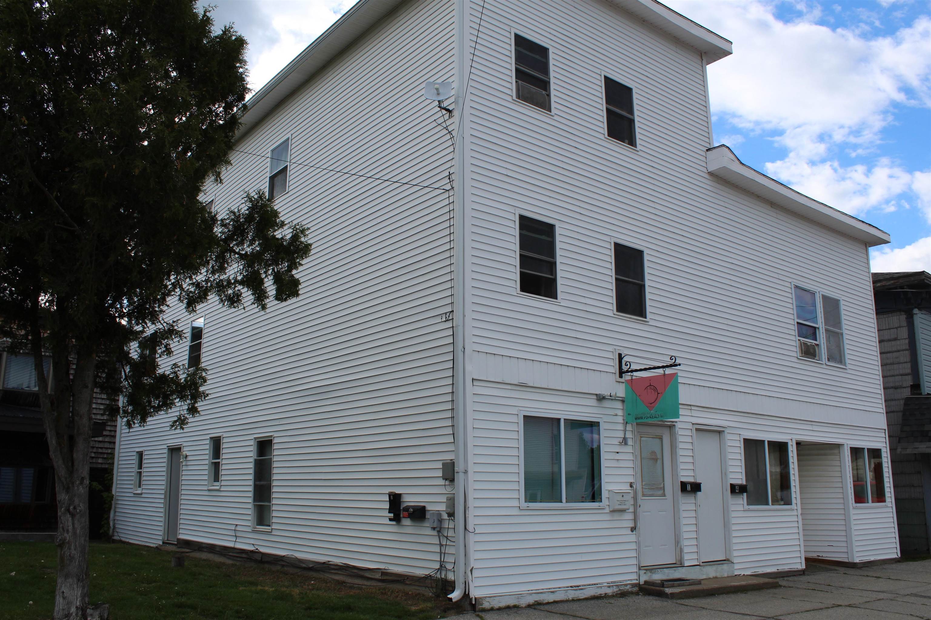 14 - 16 Main St, Northumberland, NH 03582