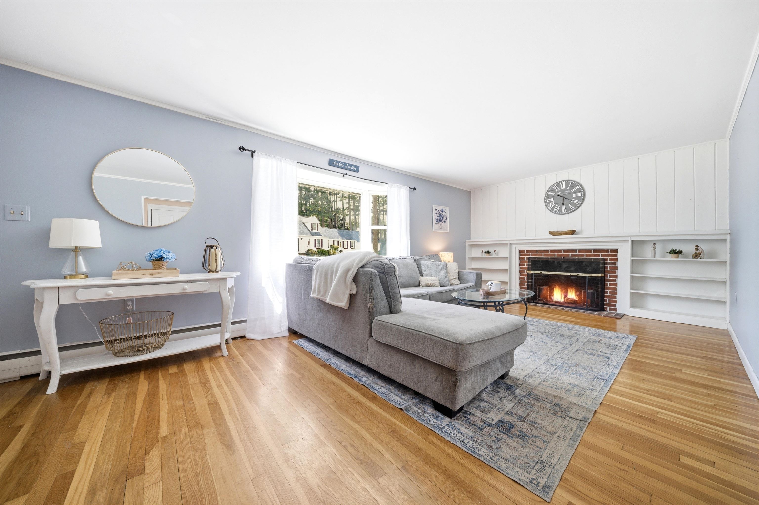31 Westwood Cir, Dover, NH 03820
