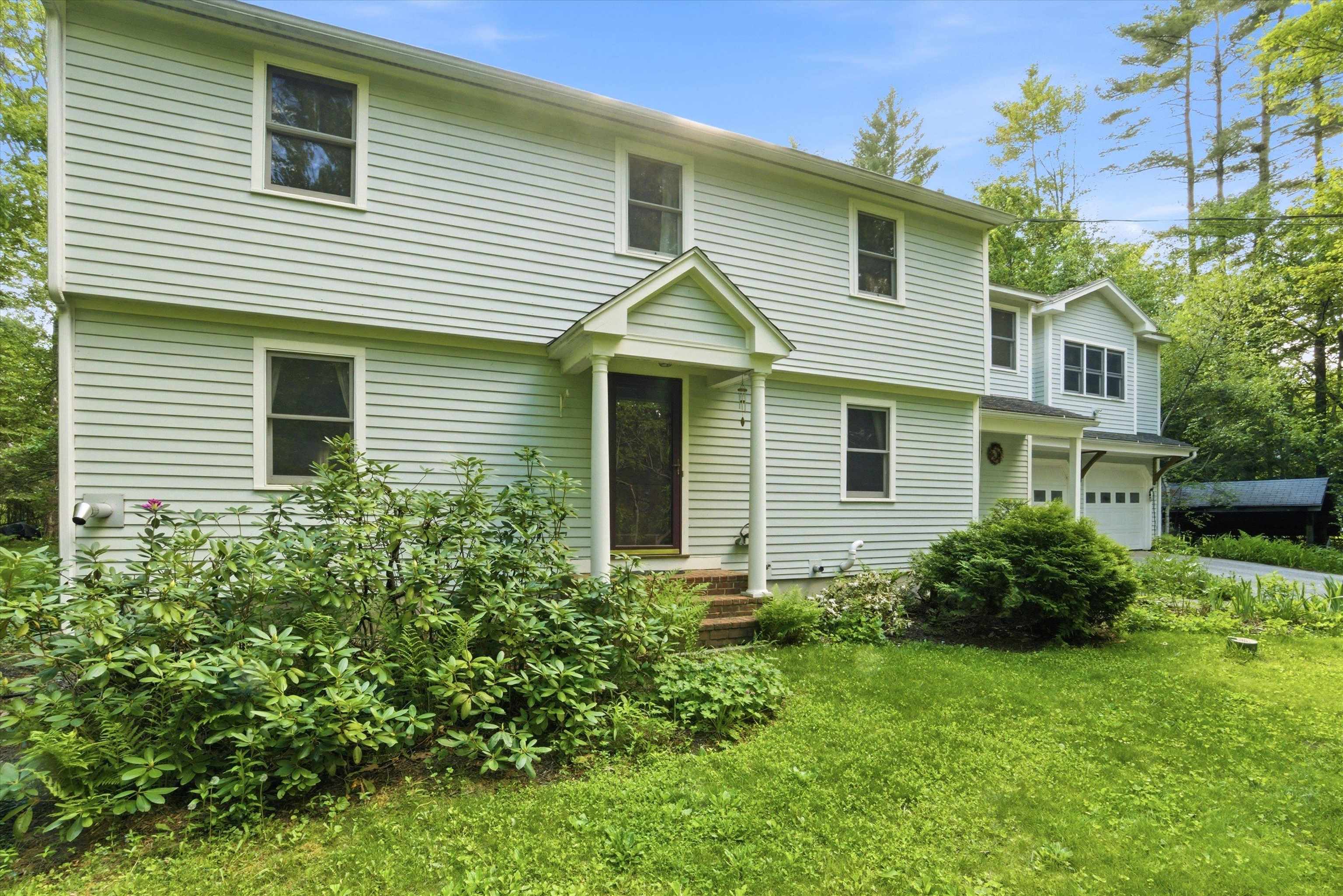 Bow NH&nbsp;Home for sale $$725,000 $250 per sq.ft.