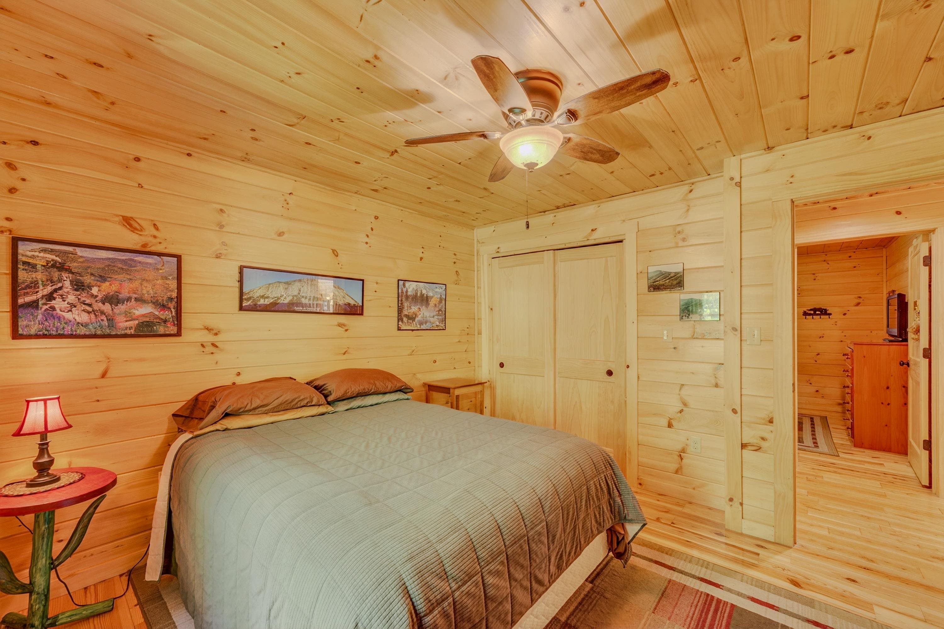 1560 Cherry Valley Rd, Bethlehem, NH 03574