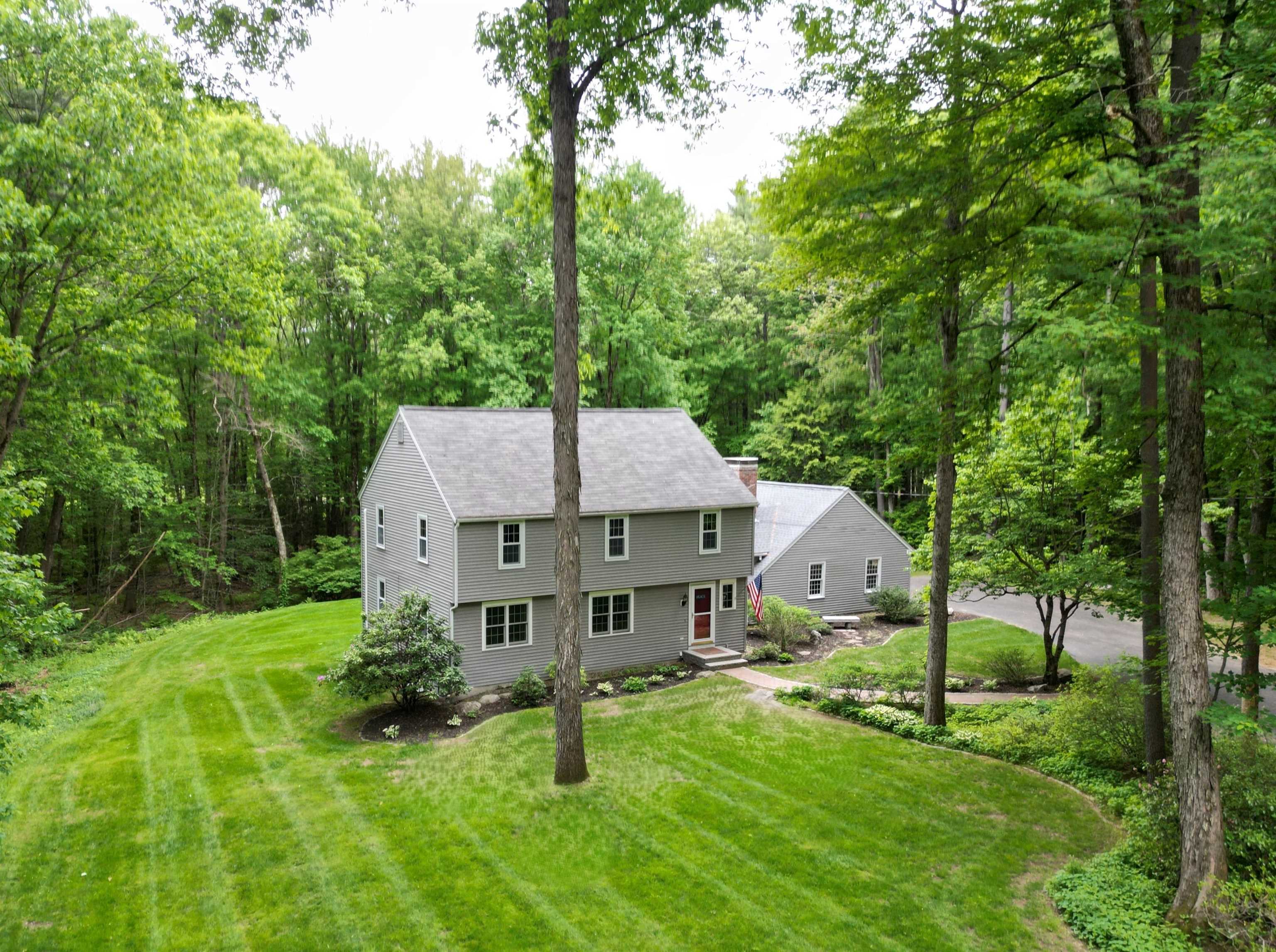 4 Riverwood Rd, Kingston, NH 03848