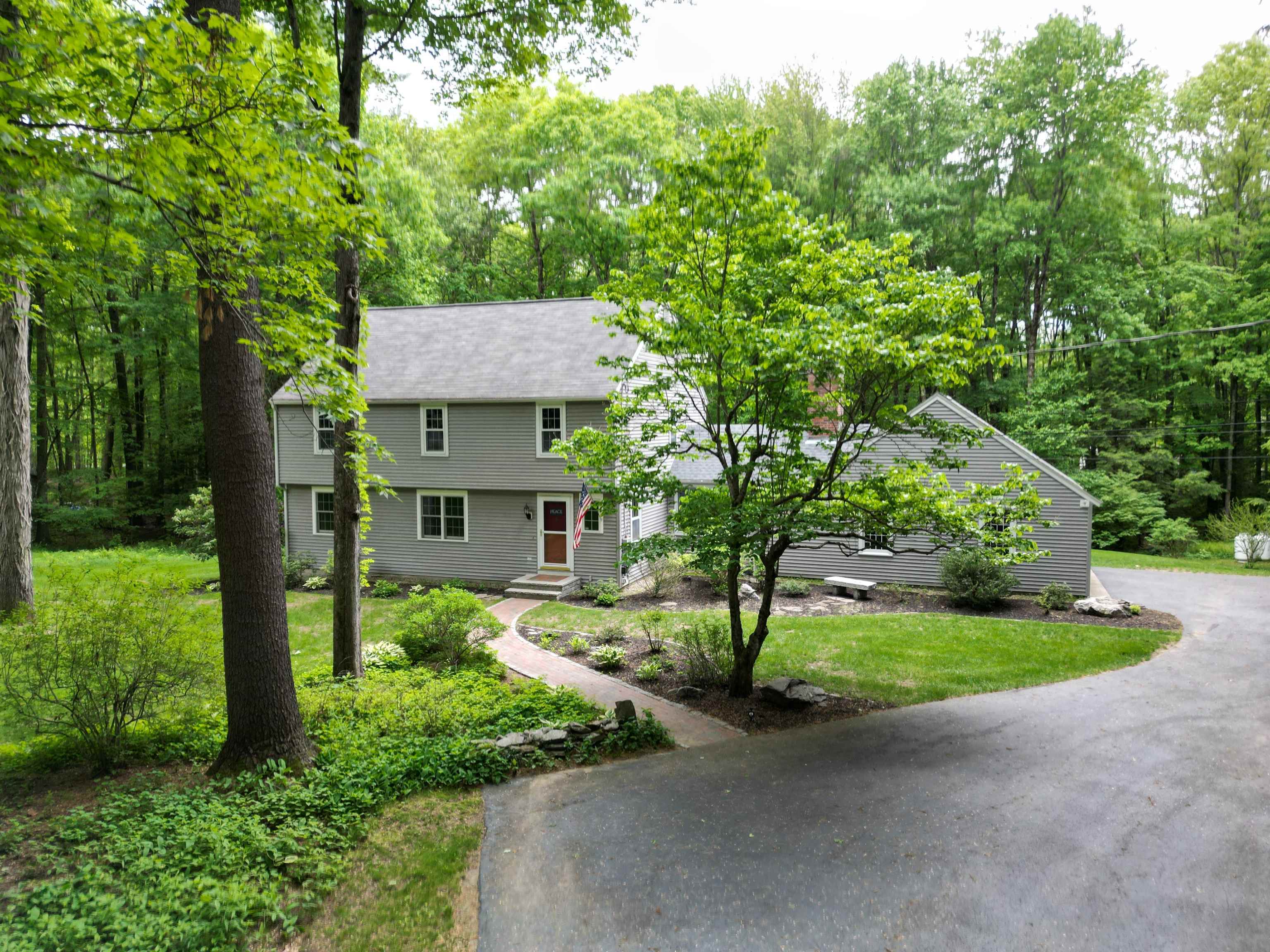 4 Riverwood Rd, Kingston, NH 03848