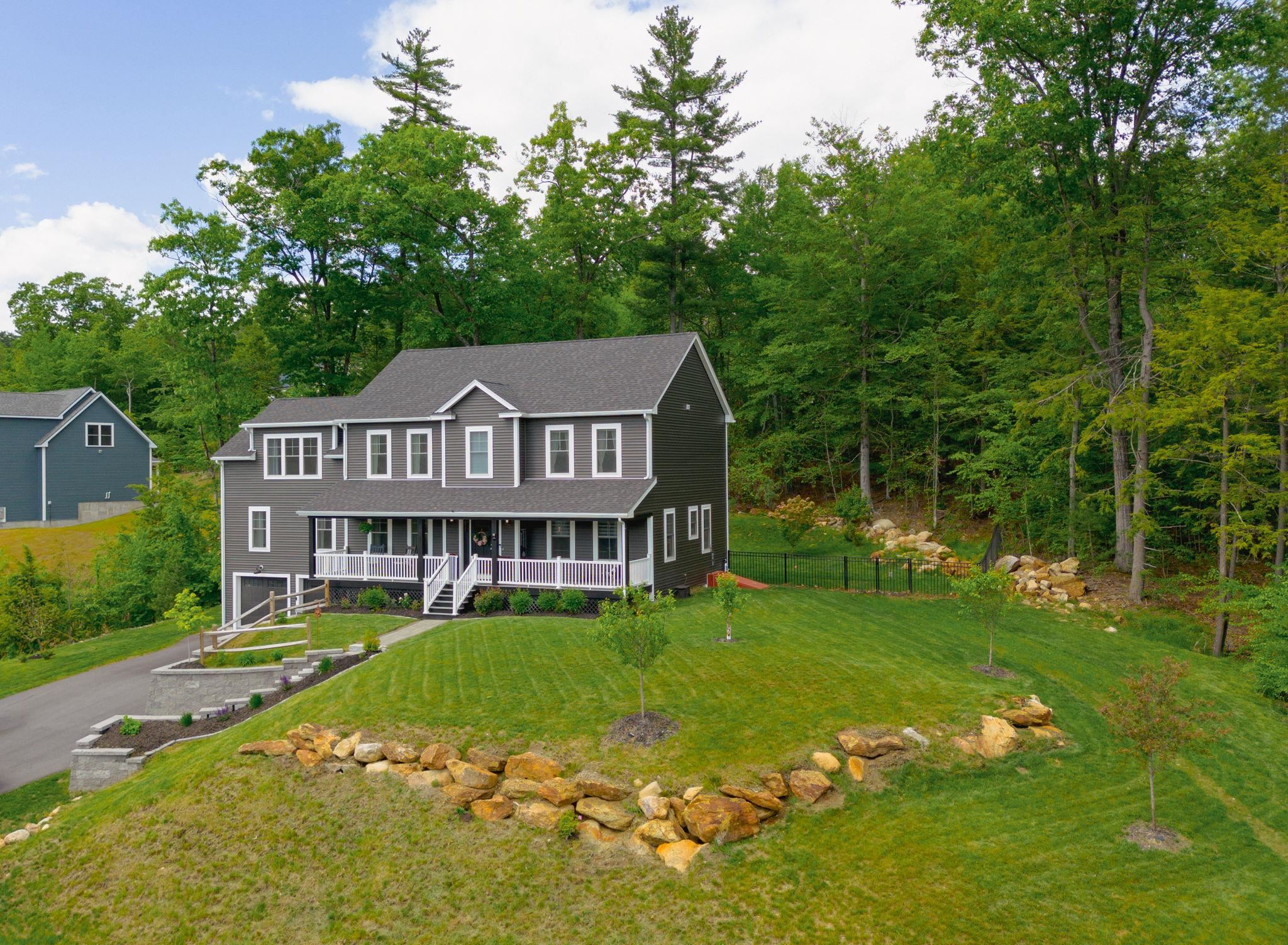 47 Indian Rock Rd, Bedford, NH 03110