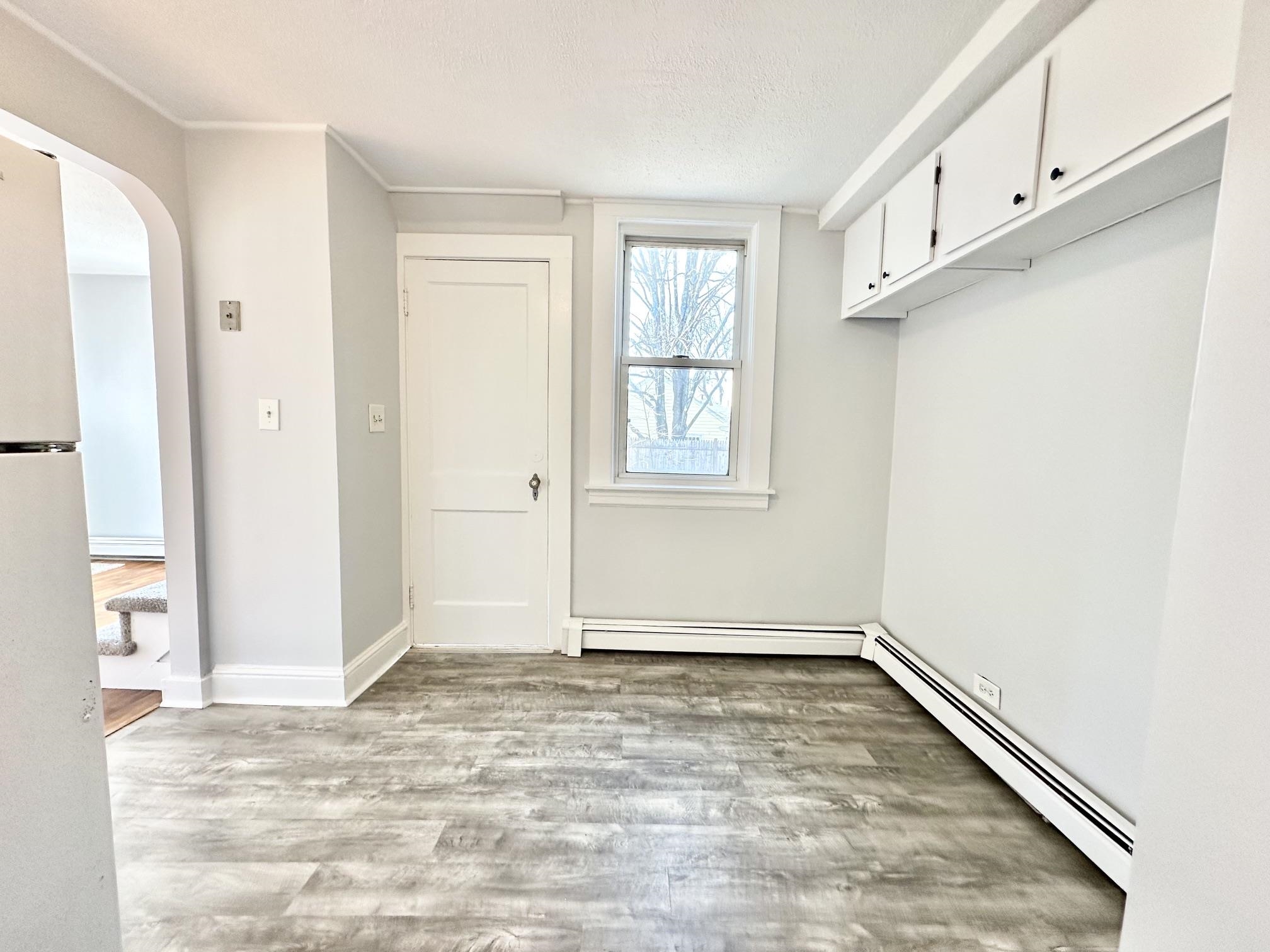 Back Unit Dining Area...