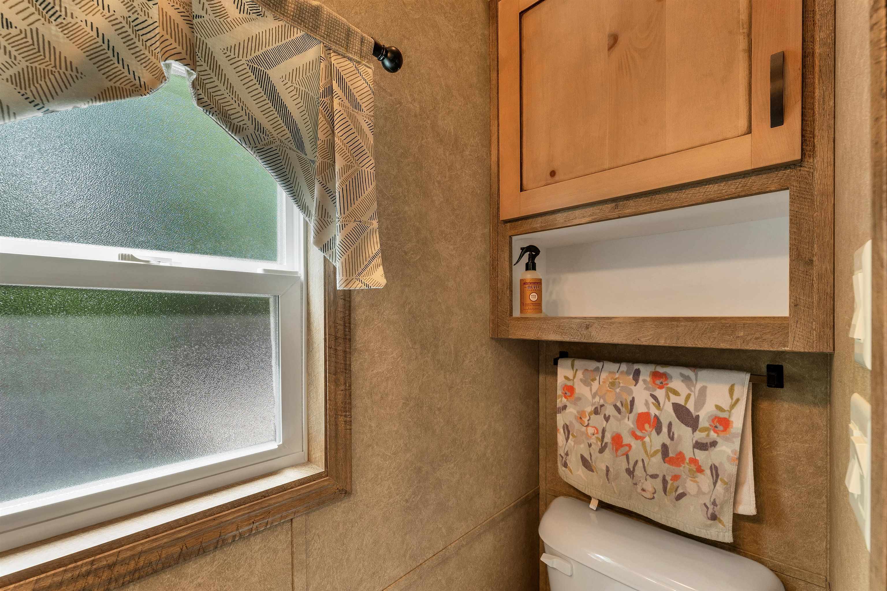 262 High Country Way, Holderness, NH 03245