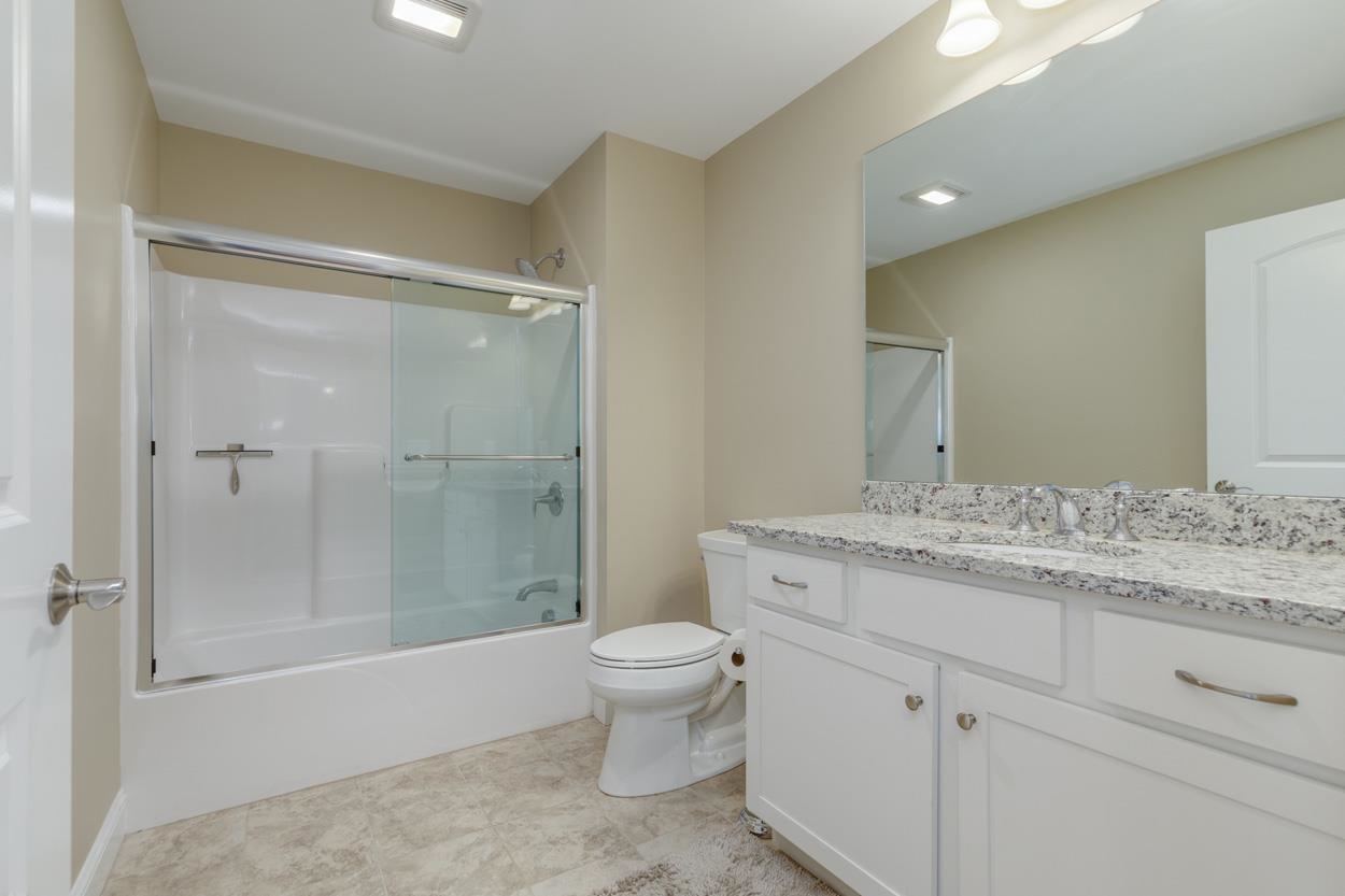 Full Bath for Guests