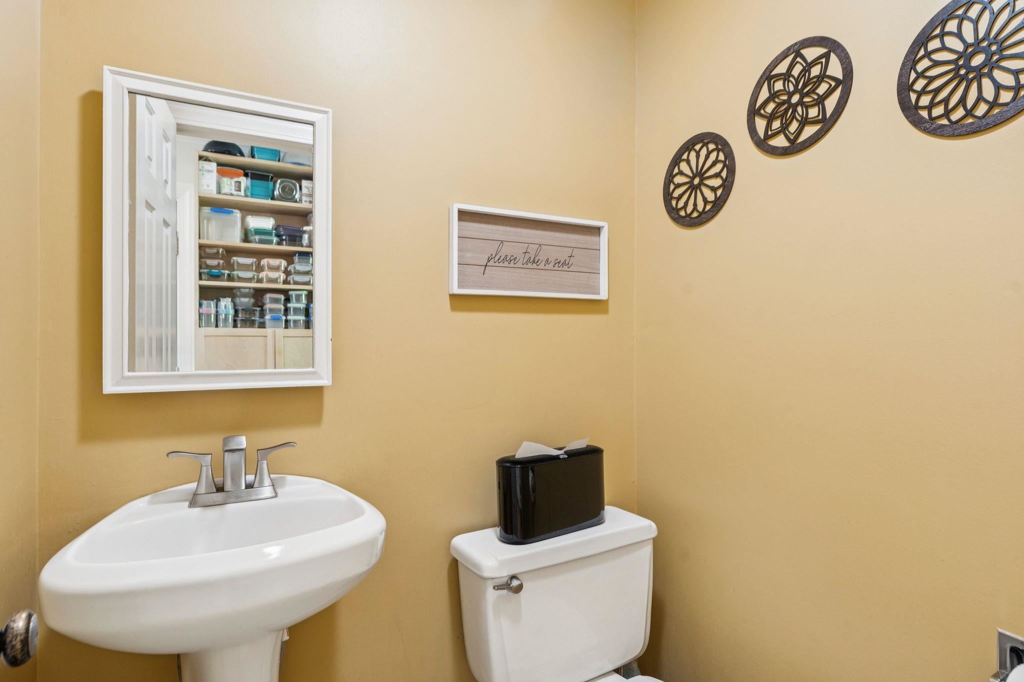 1/2 Bath Main Level