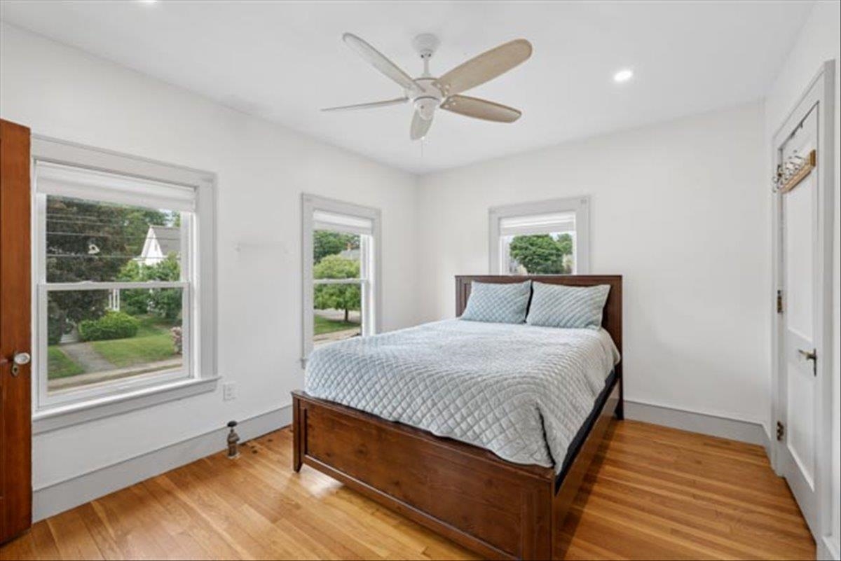 24 Hall Ave, Nashua, NH 03064