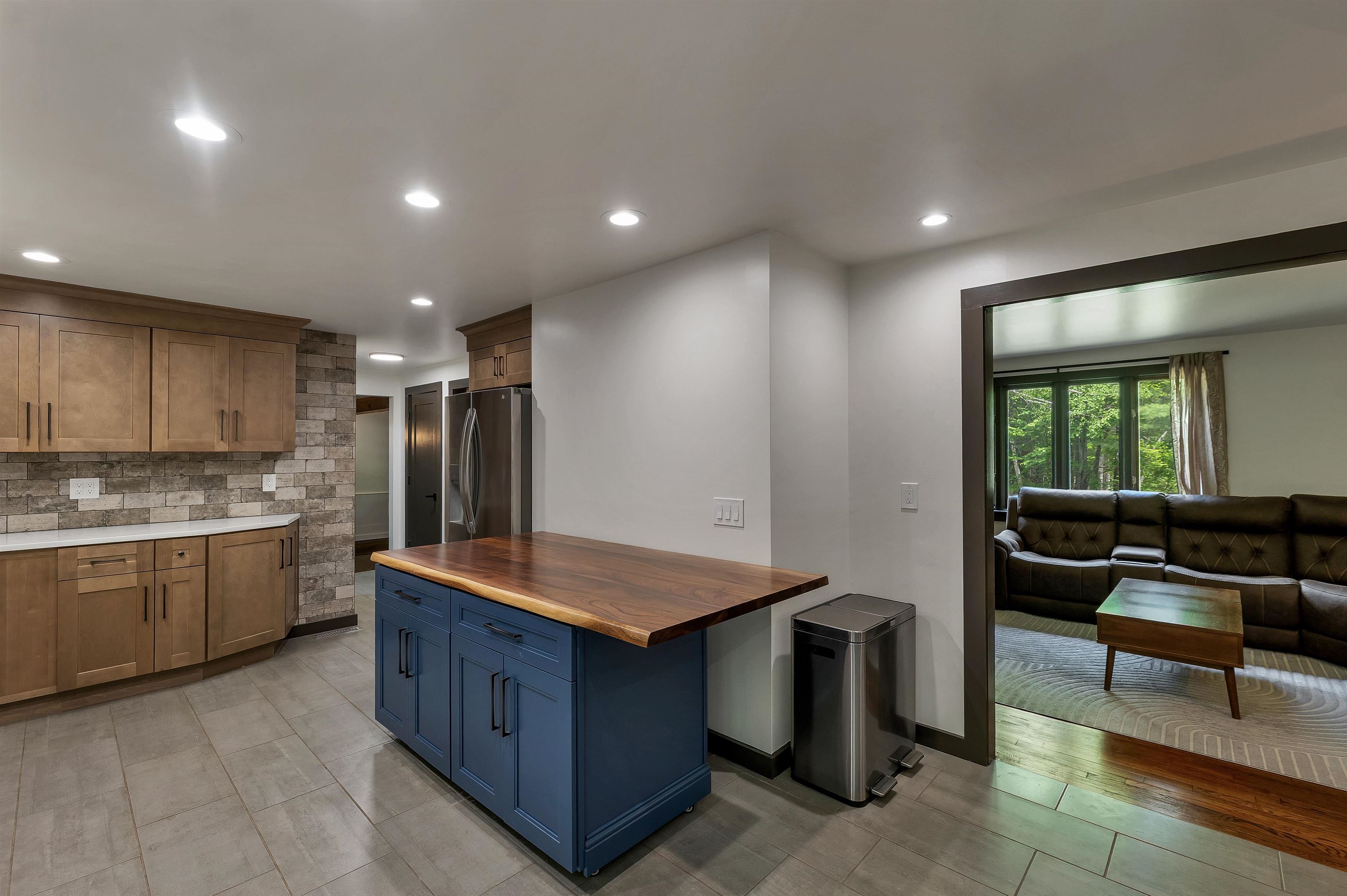20 Fox Den Rd, Hollis, NH 03049
