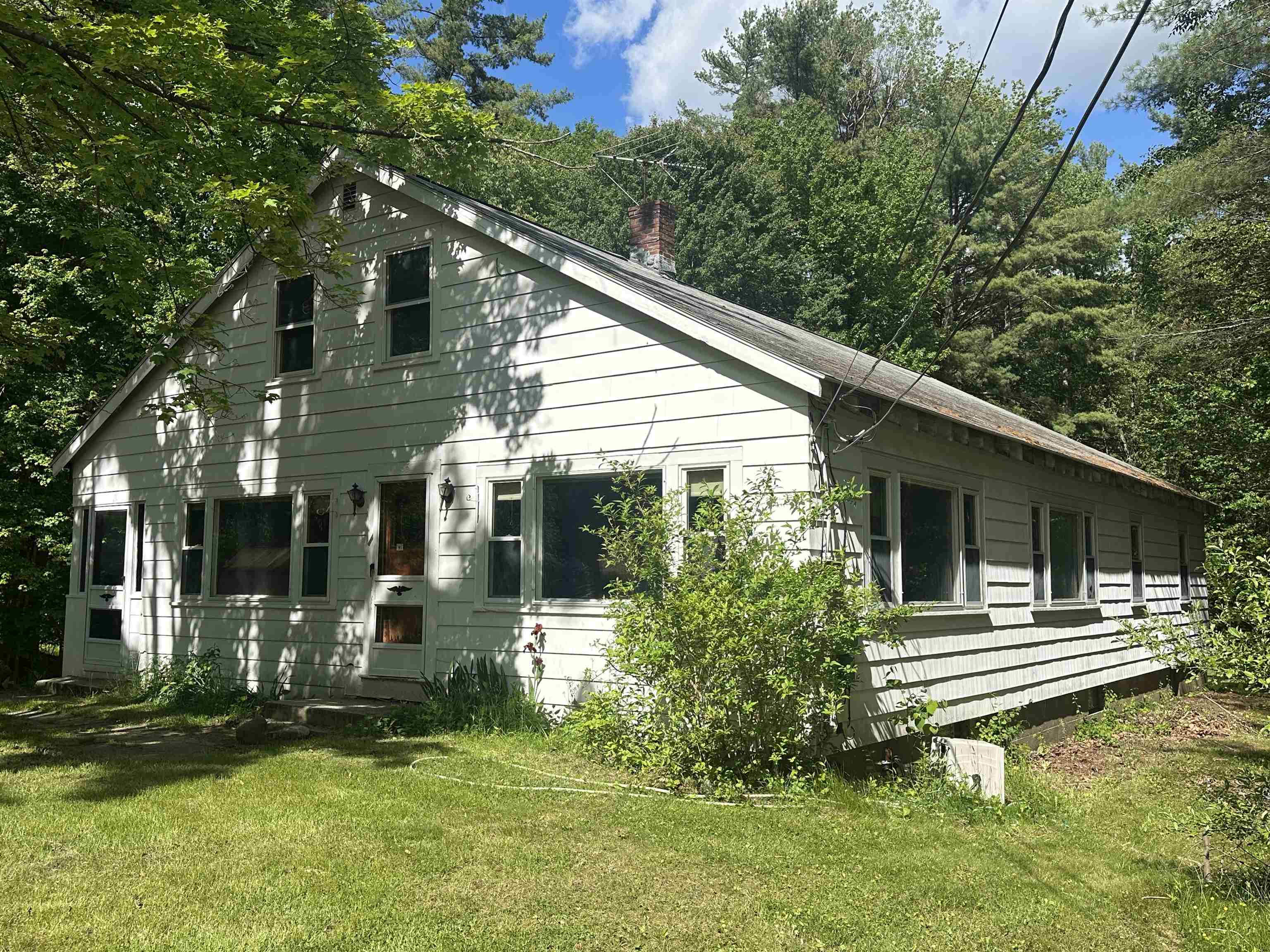 85 Holt Rd, Wilton, NH 03086