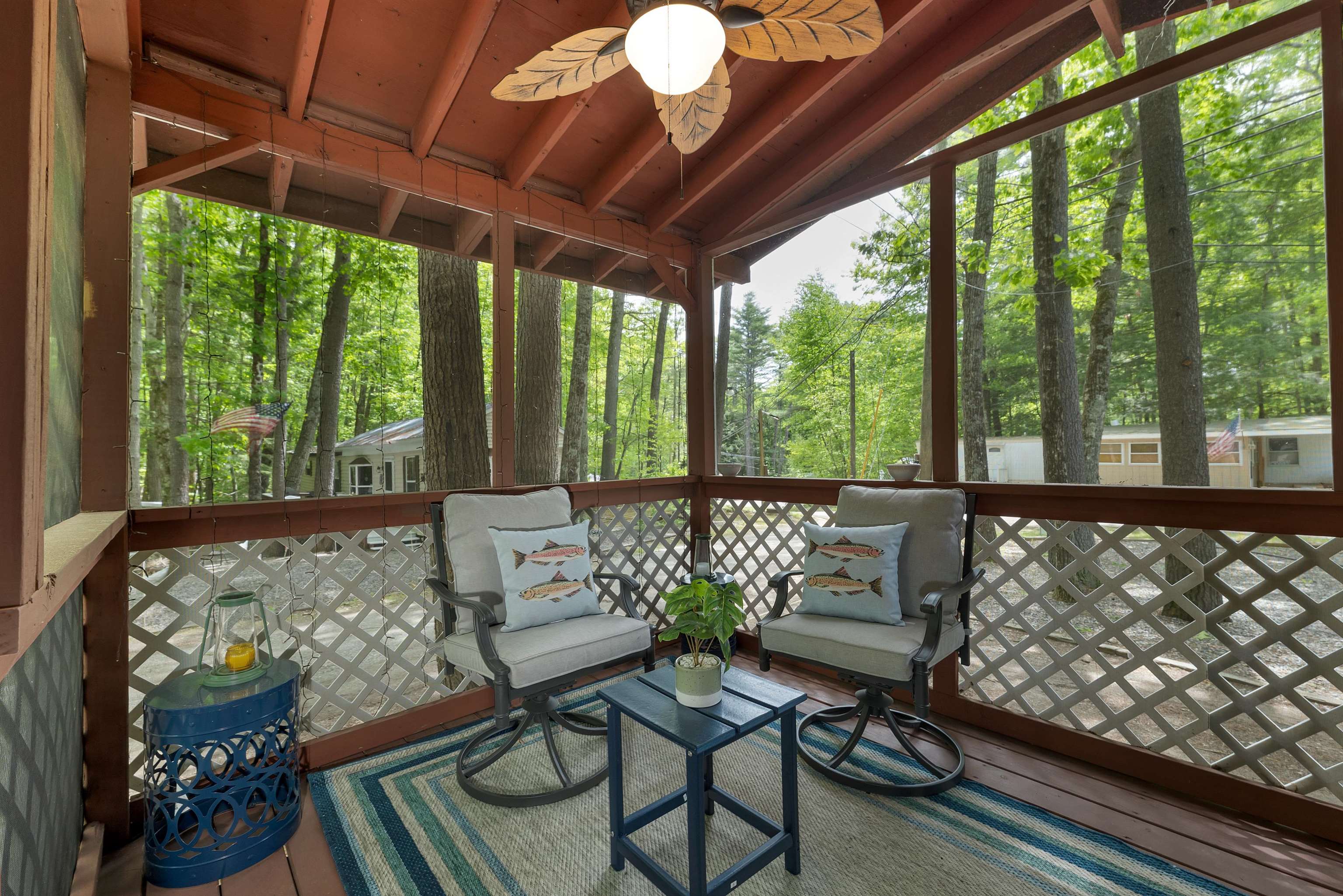 591 Weirs Boulevard — photo 3