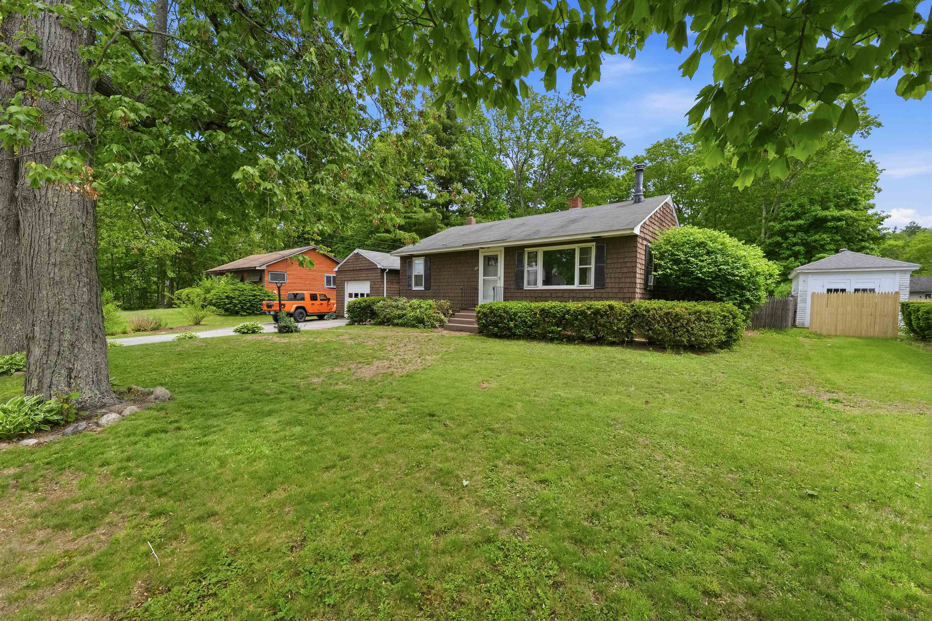 127 Franklin St, Rochester, NH 03867