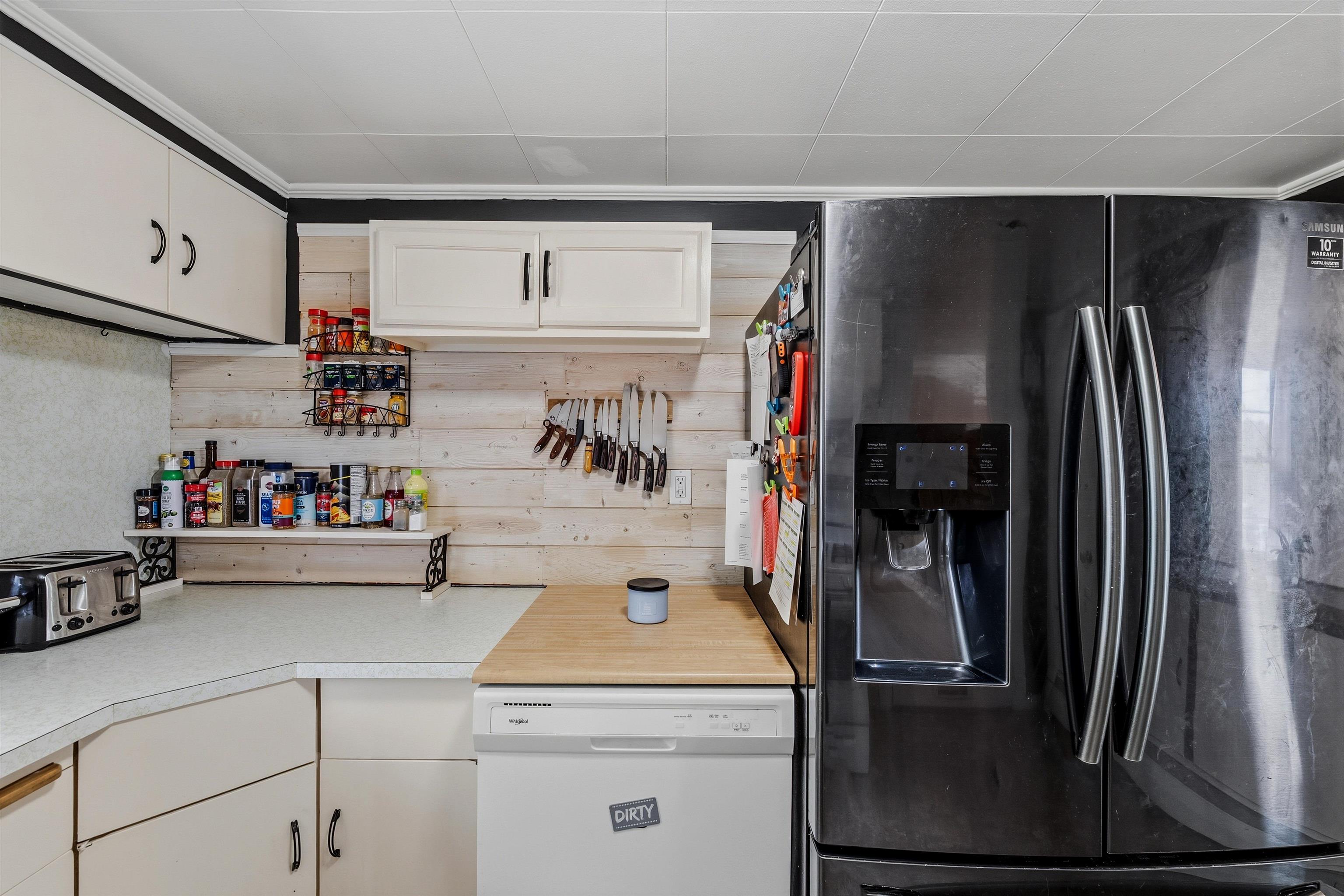 127 Franklin St, Rochester, NH 03867